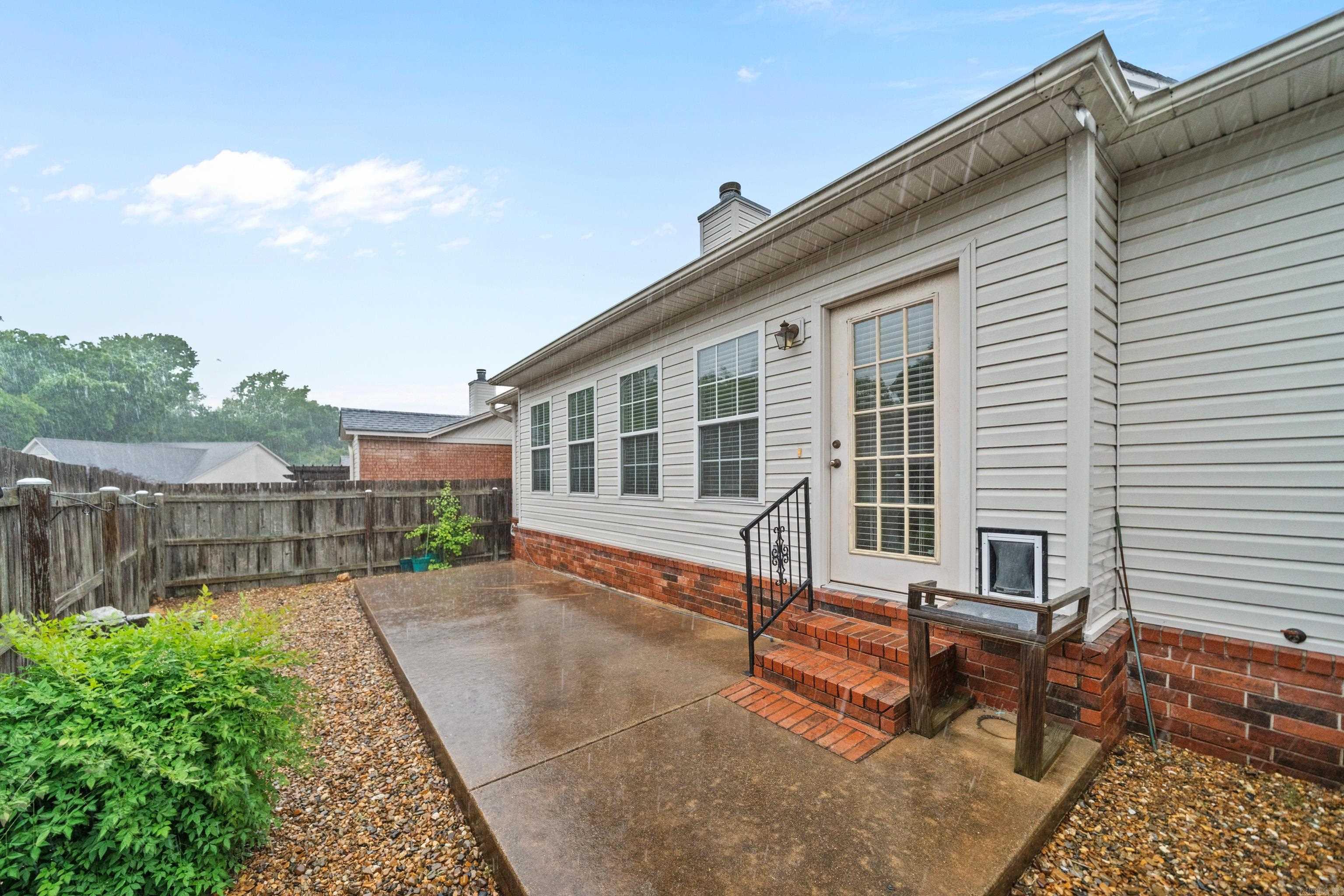 109 ELLIS Court Hot Springs National Park, AR 71913-2648