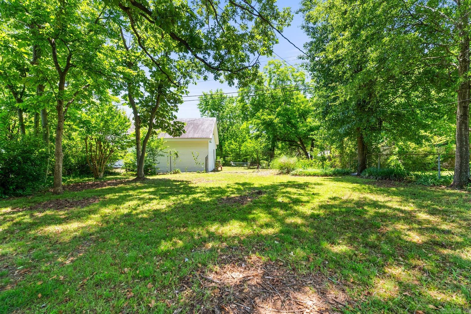 208  Wisteria  North Little Rock, AR