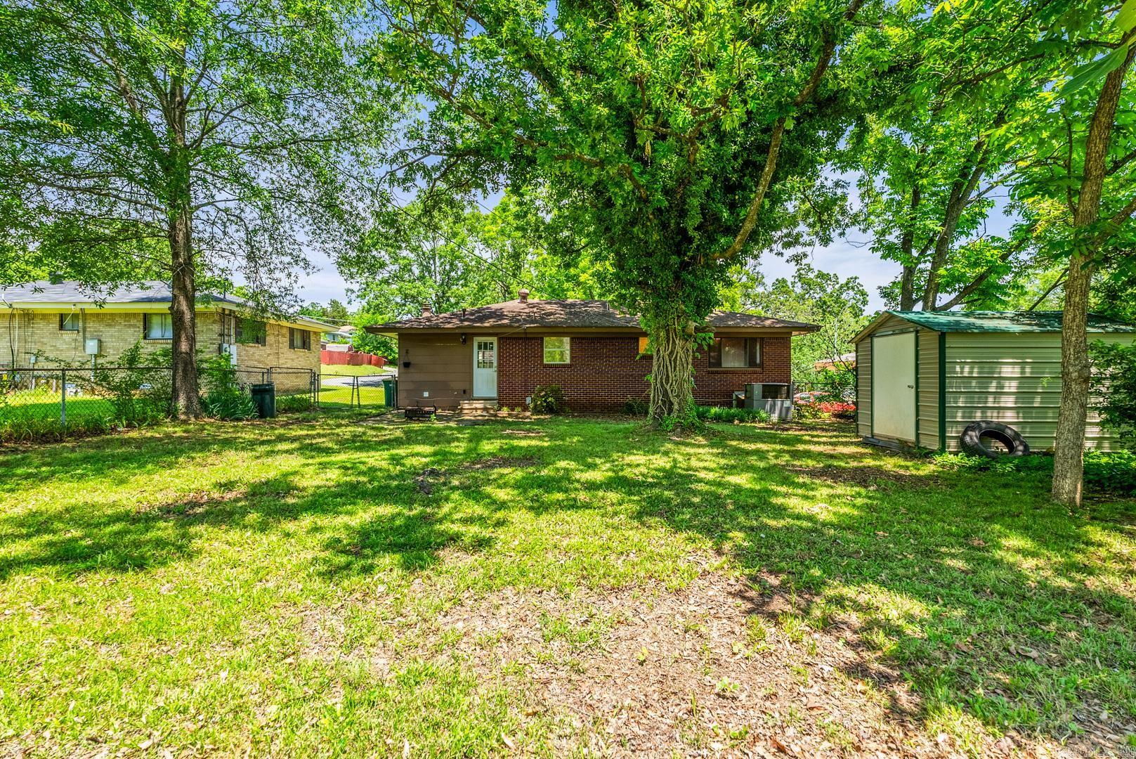 208  Wisteria  North Little Rock, AR