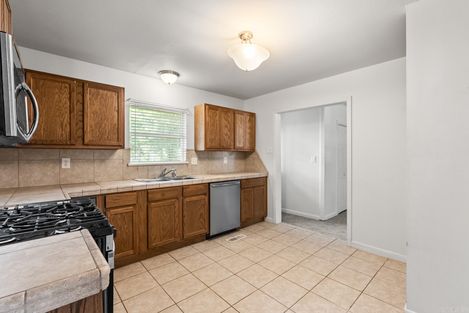 208  Wisteria  North Little Rock, AR