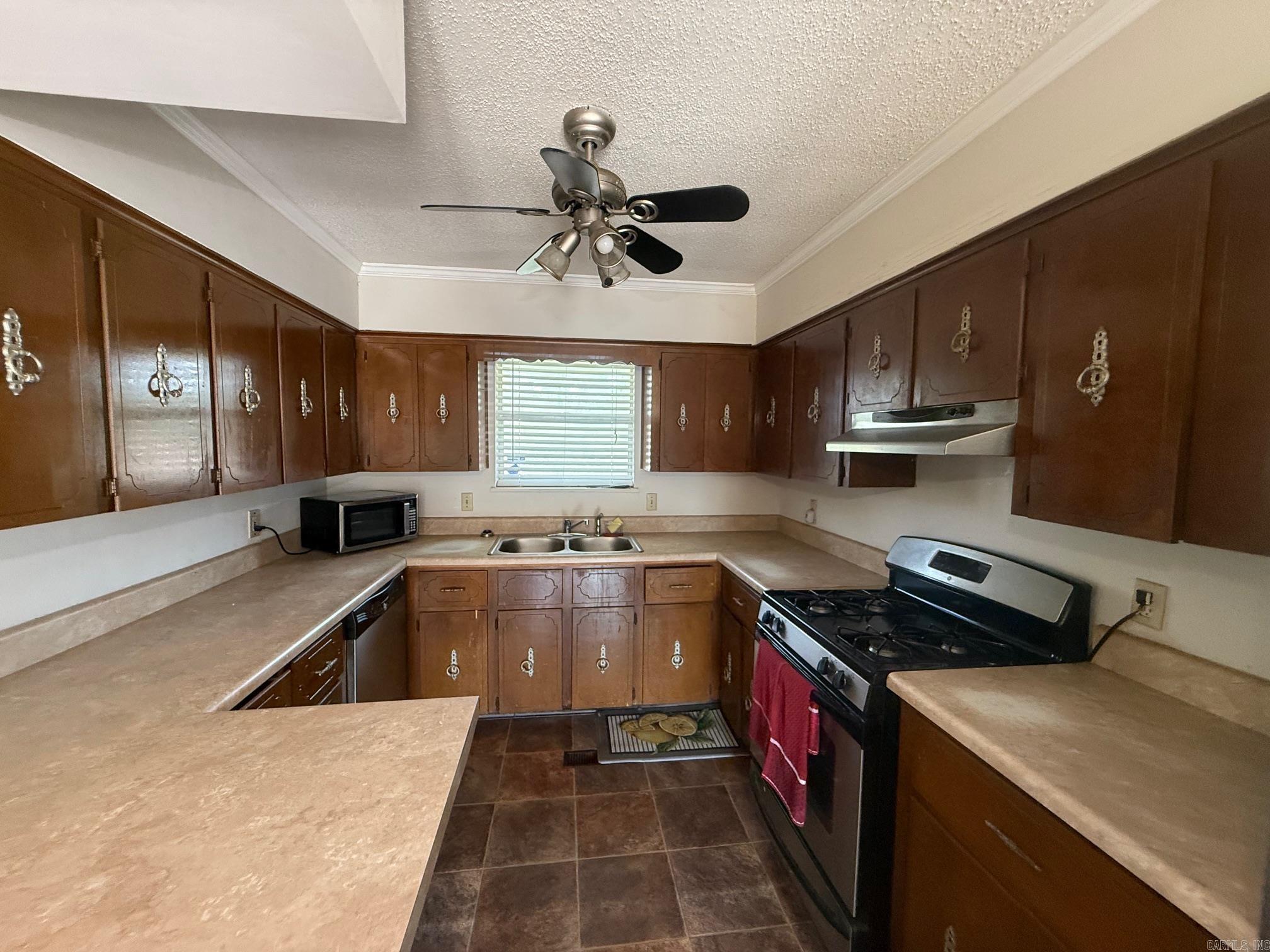 5718 Forest View  Little Rock, AR