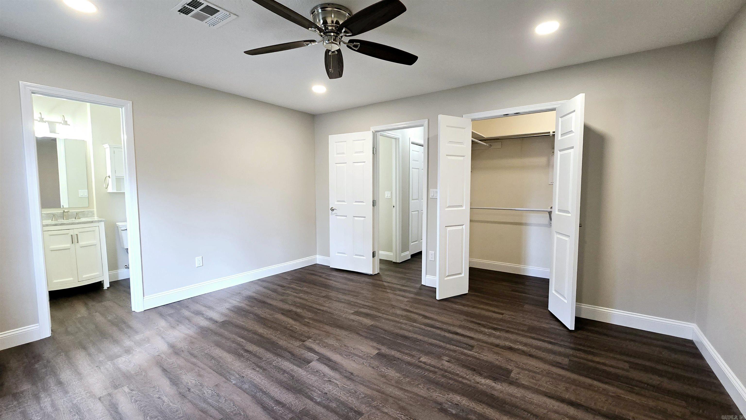 1125  meadowbrook  Mountain Home, AR