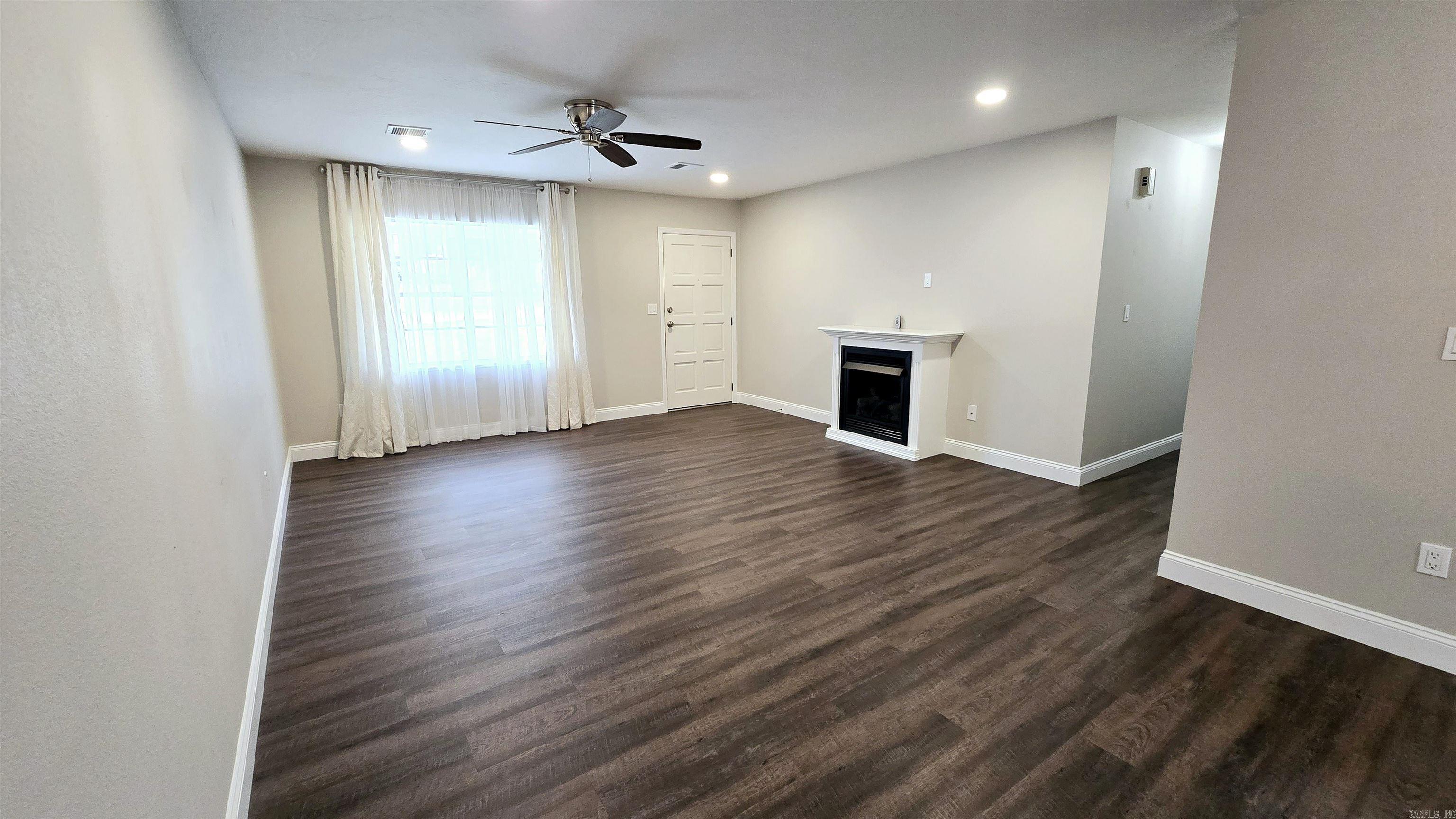 1125  meadowbrook  Mountain Home, AR