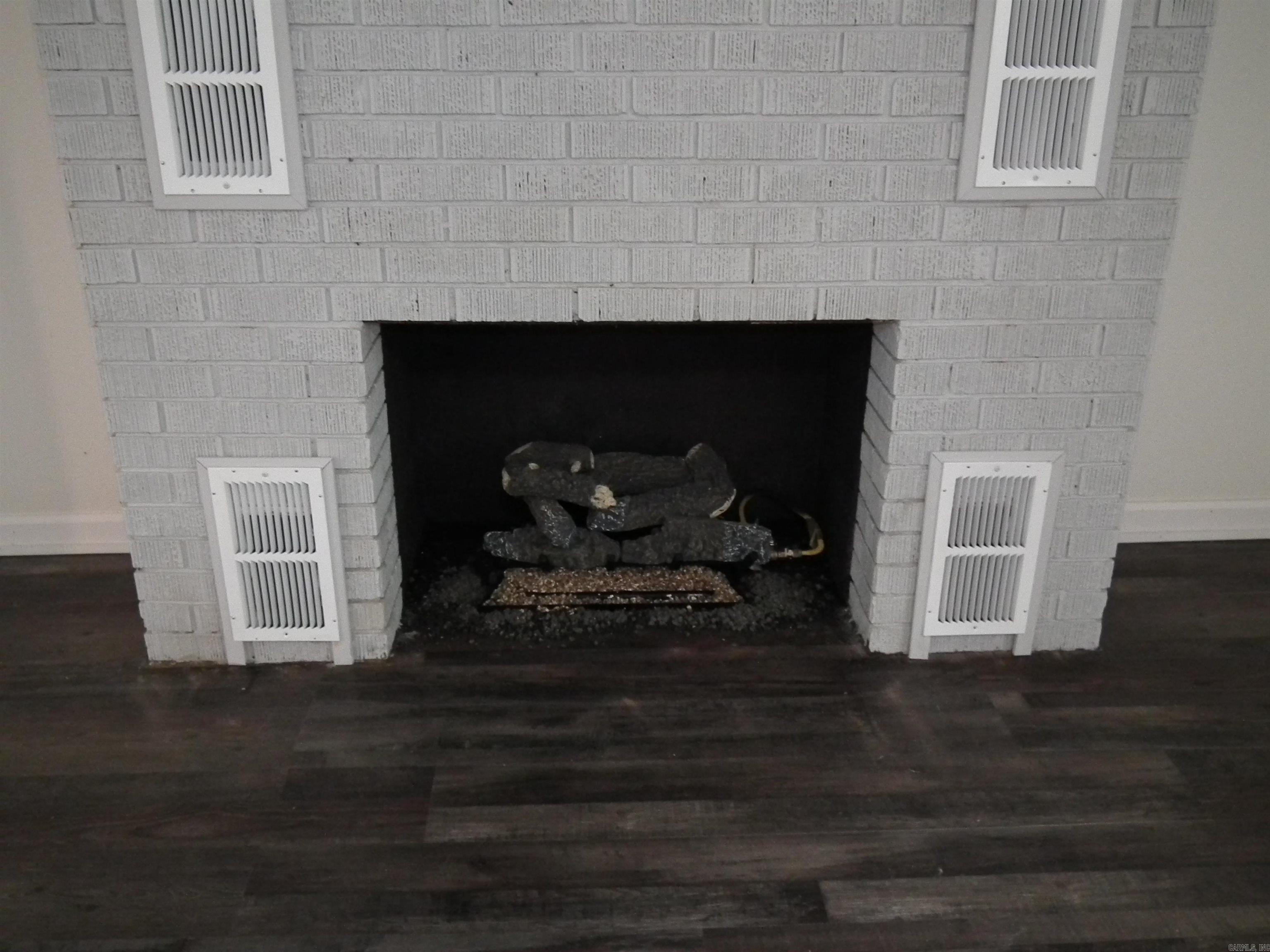 209 W Sugarloaf  Heber Springs, AR