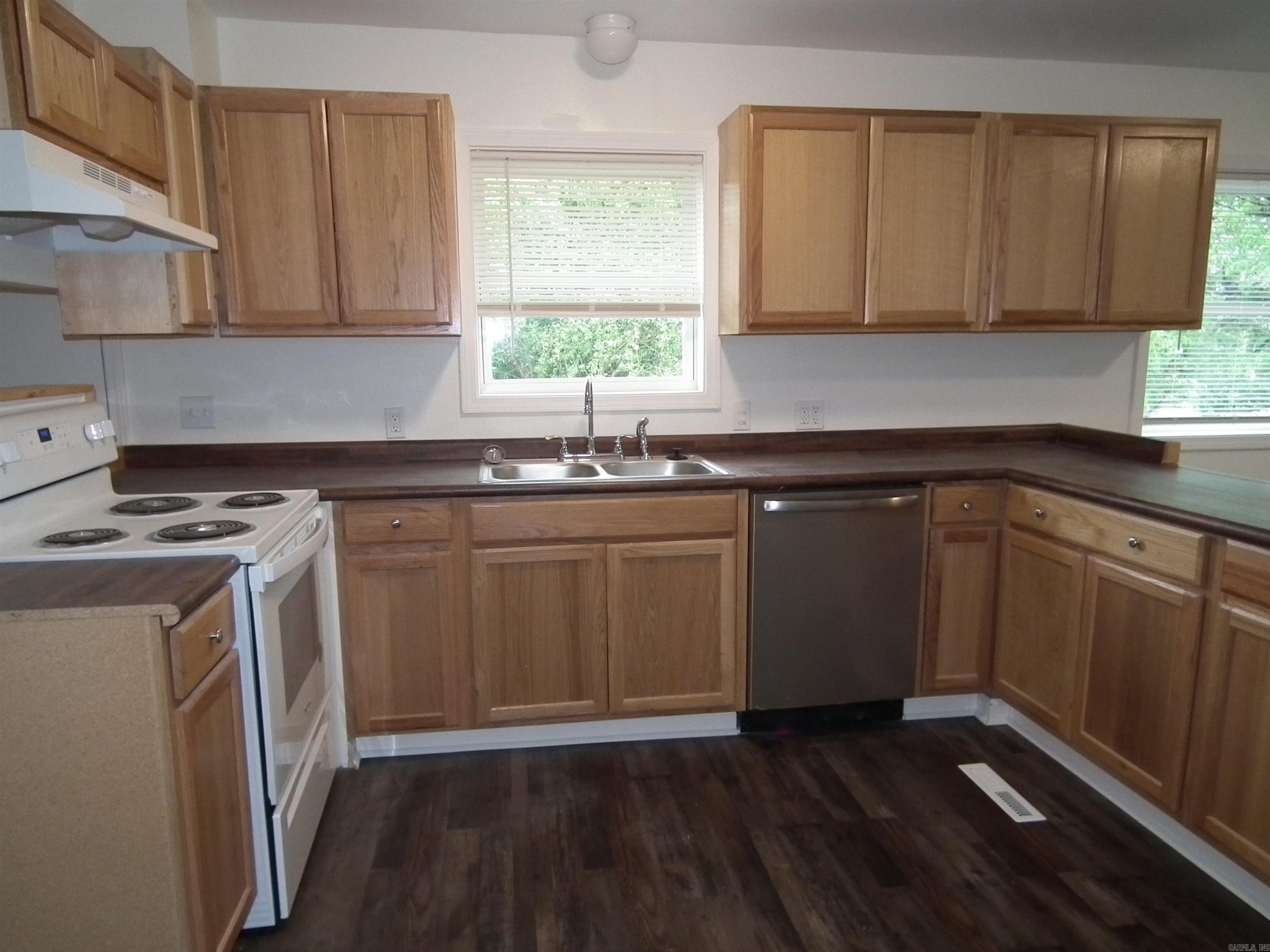 209 W Sugarloaf  Heber Springs, AR