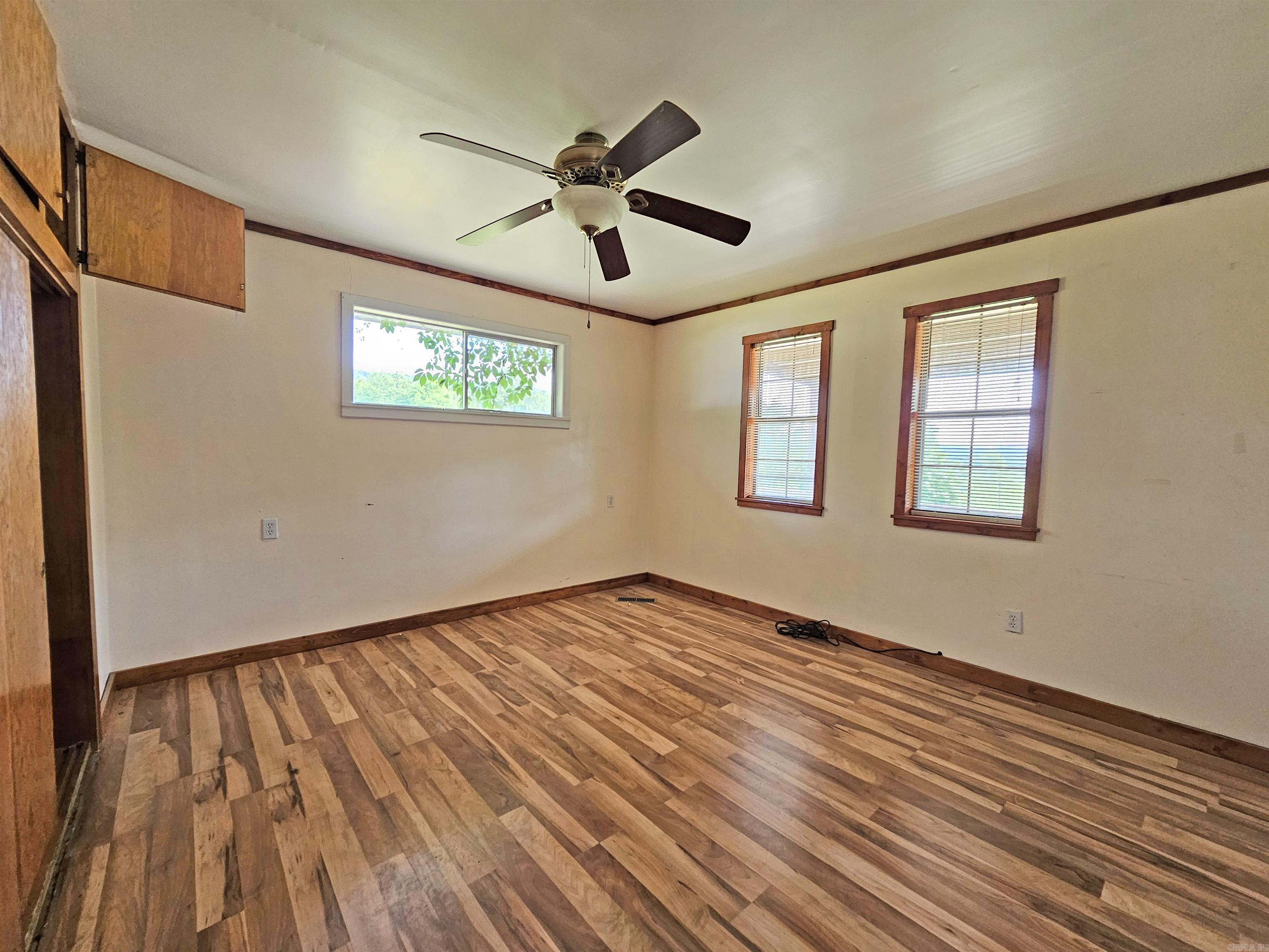 125  Crowell Mountain  Clinton, AR