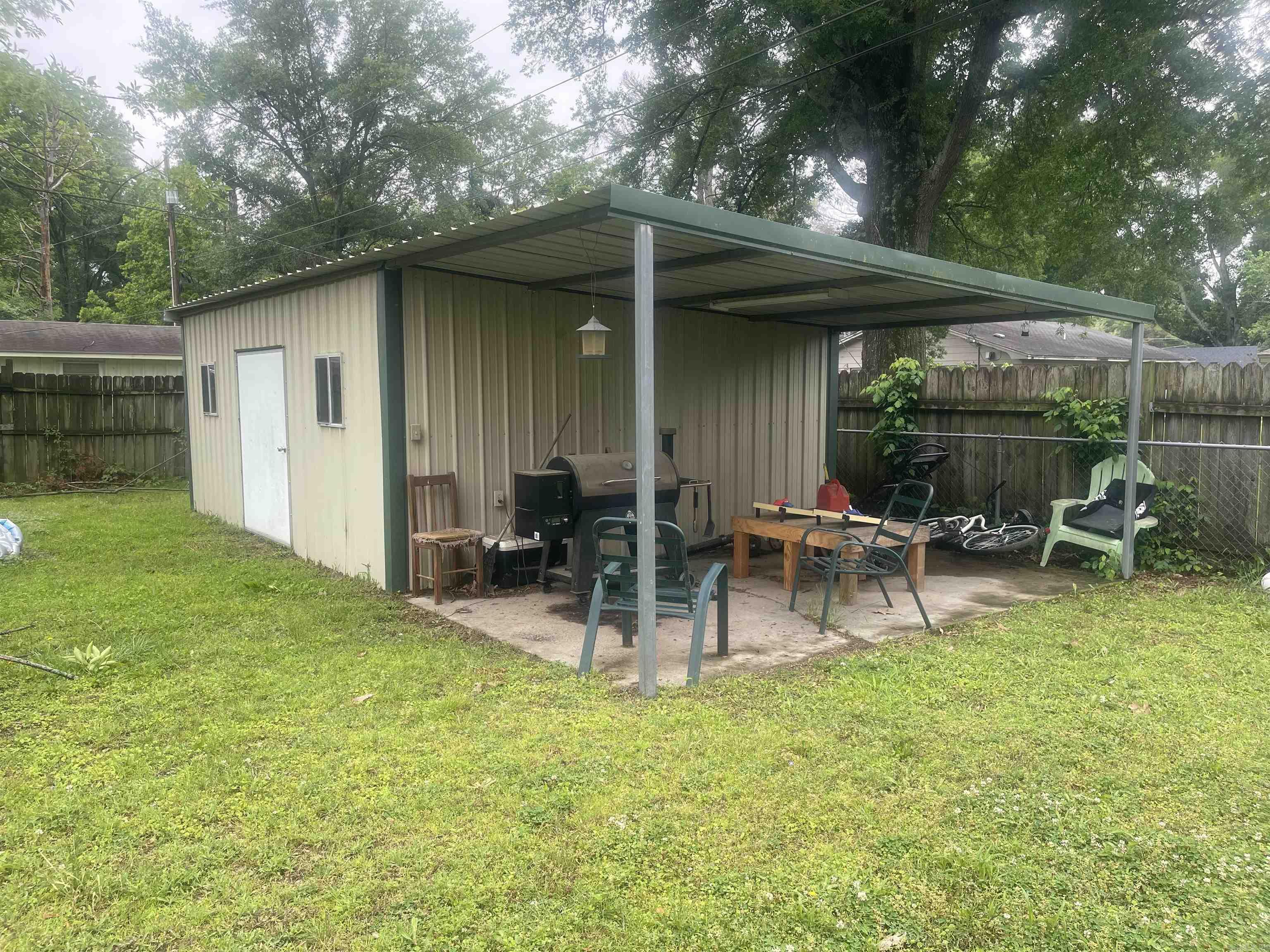 104 S Summitt  Dumas, AR