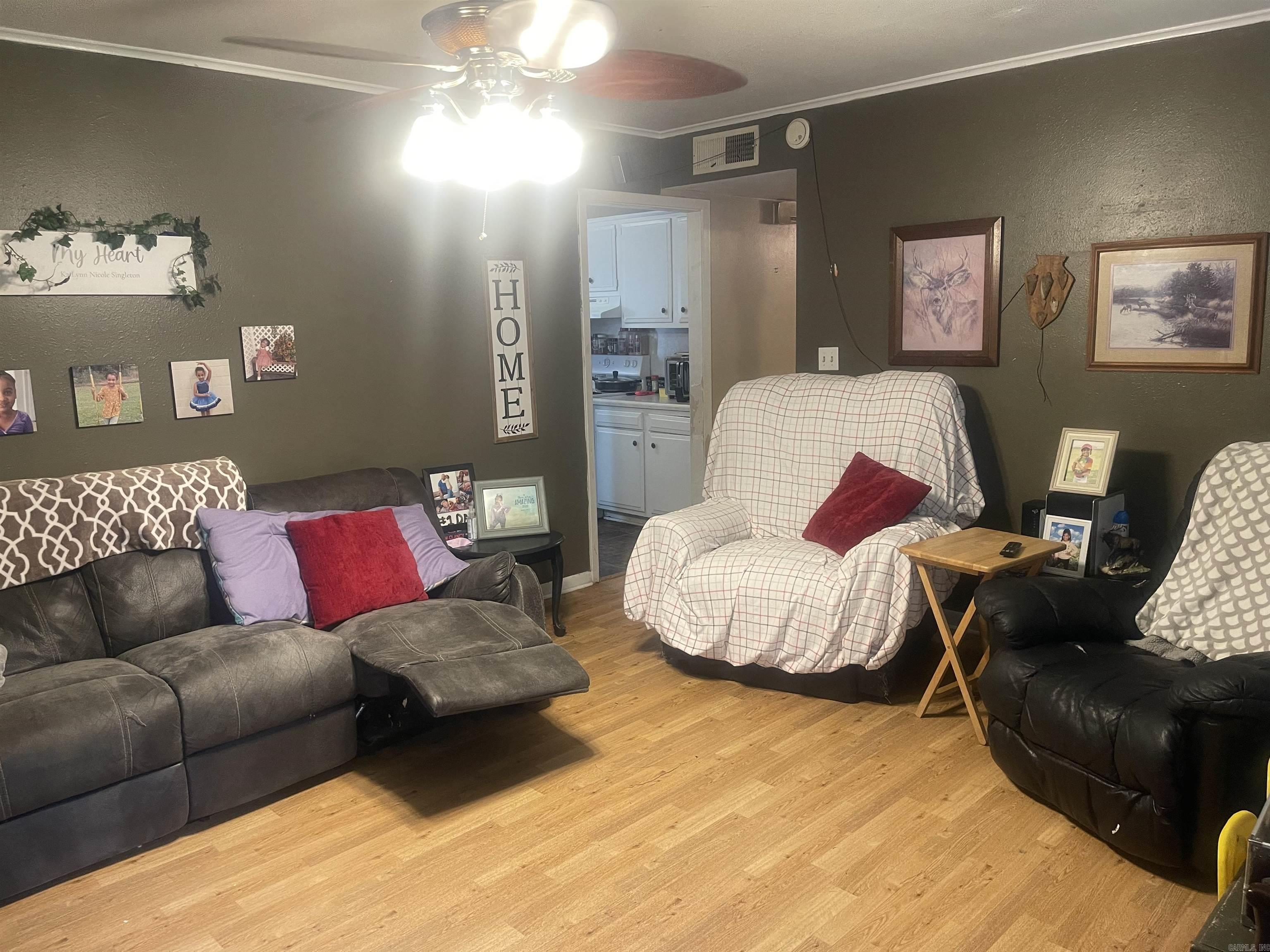 104 S Summitt  Dumas, AR