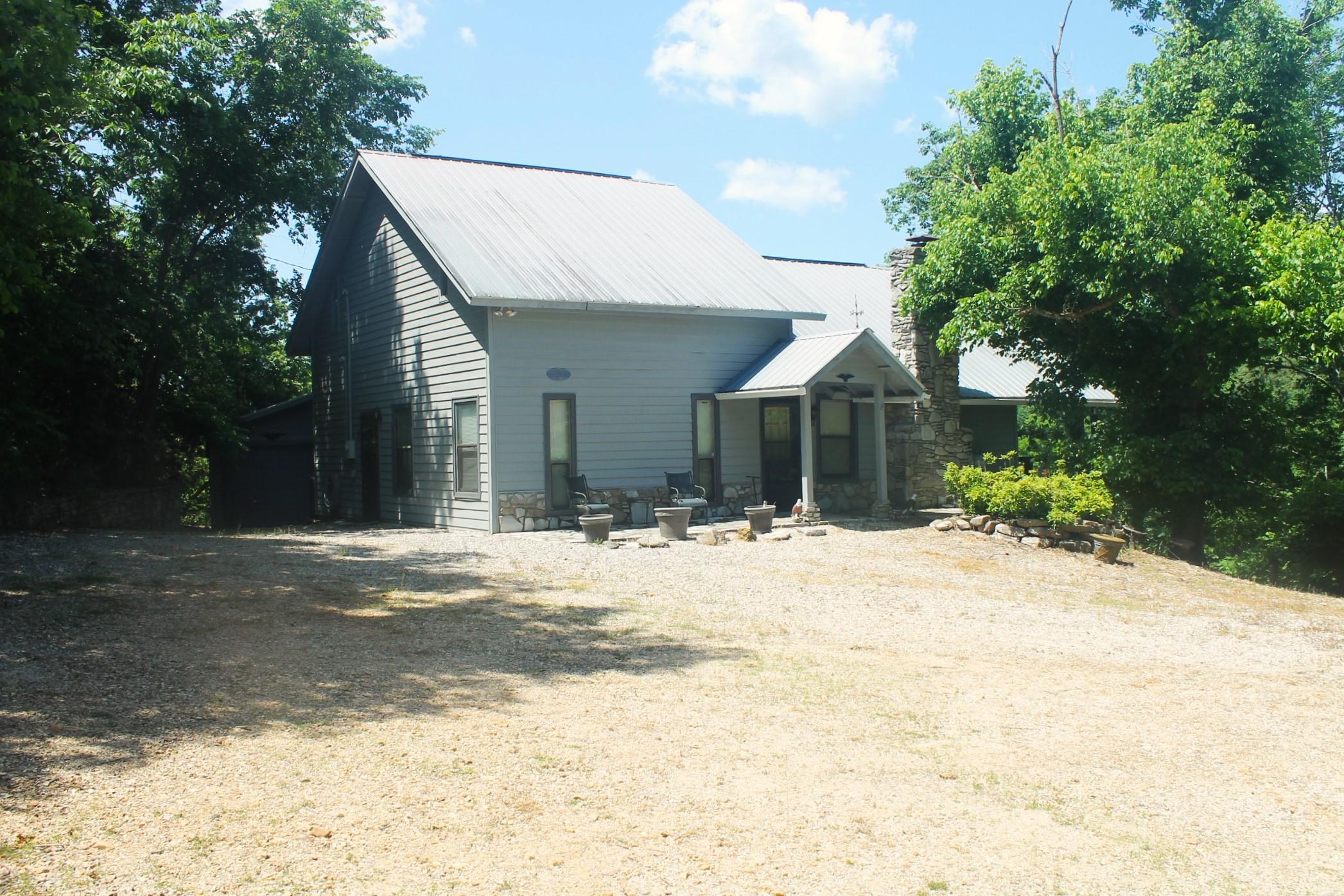 292  Sycamore  Mountain View, AR