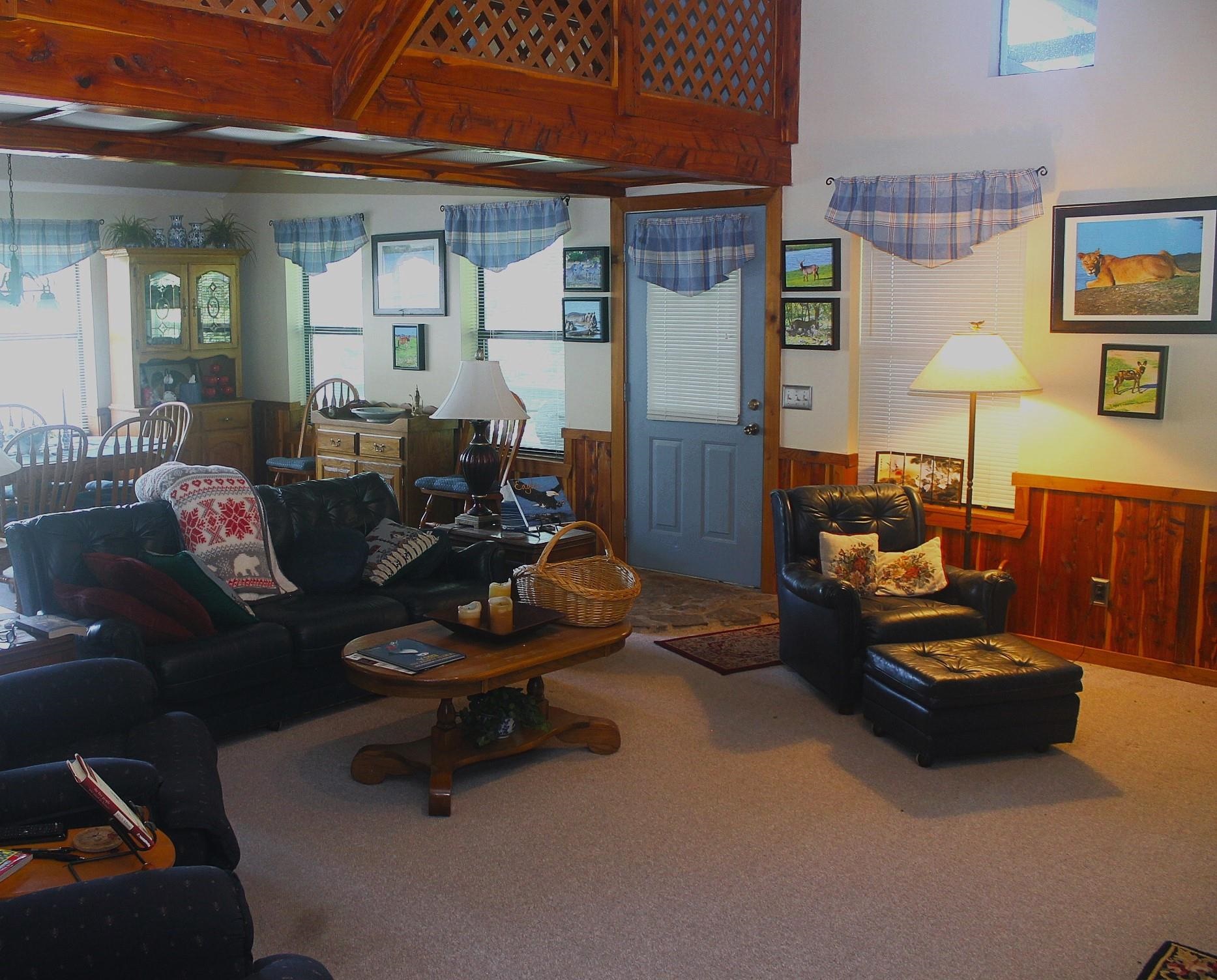 292  Sycamore  Mountain View, AR