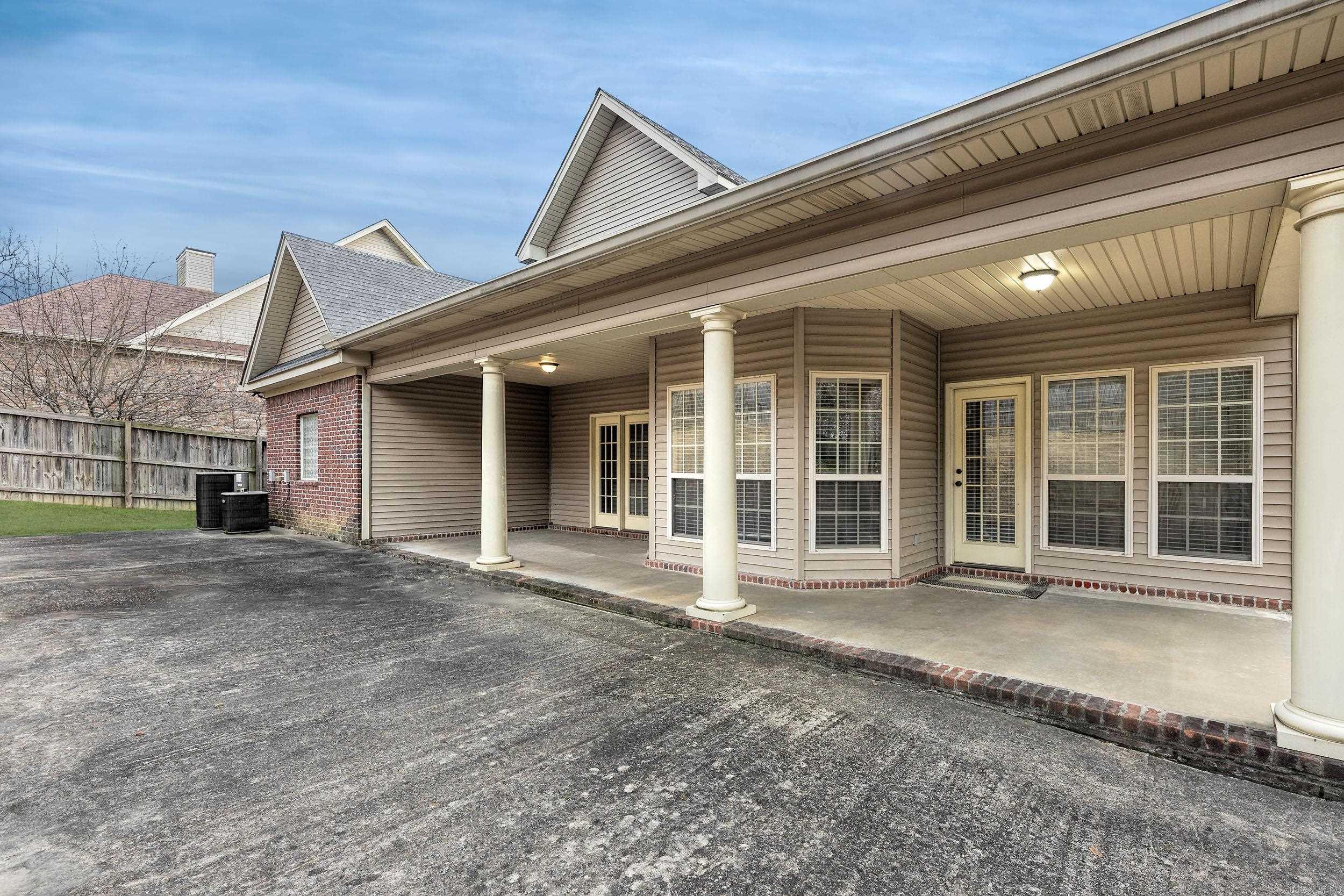 406 Parliament Street Little Rock, AR 72211