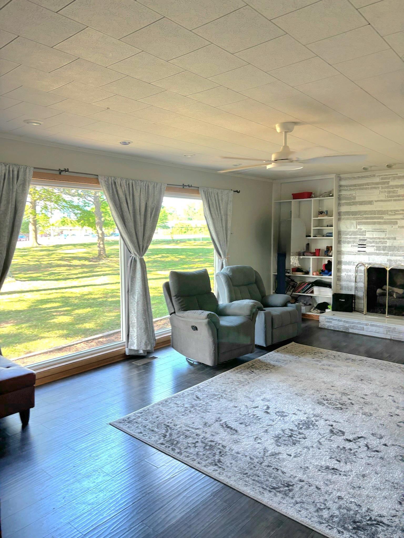 832 W Front  Heber Springs, AR
