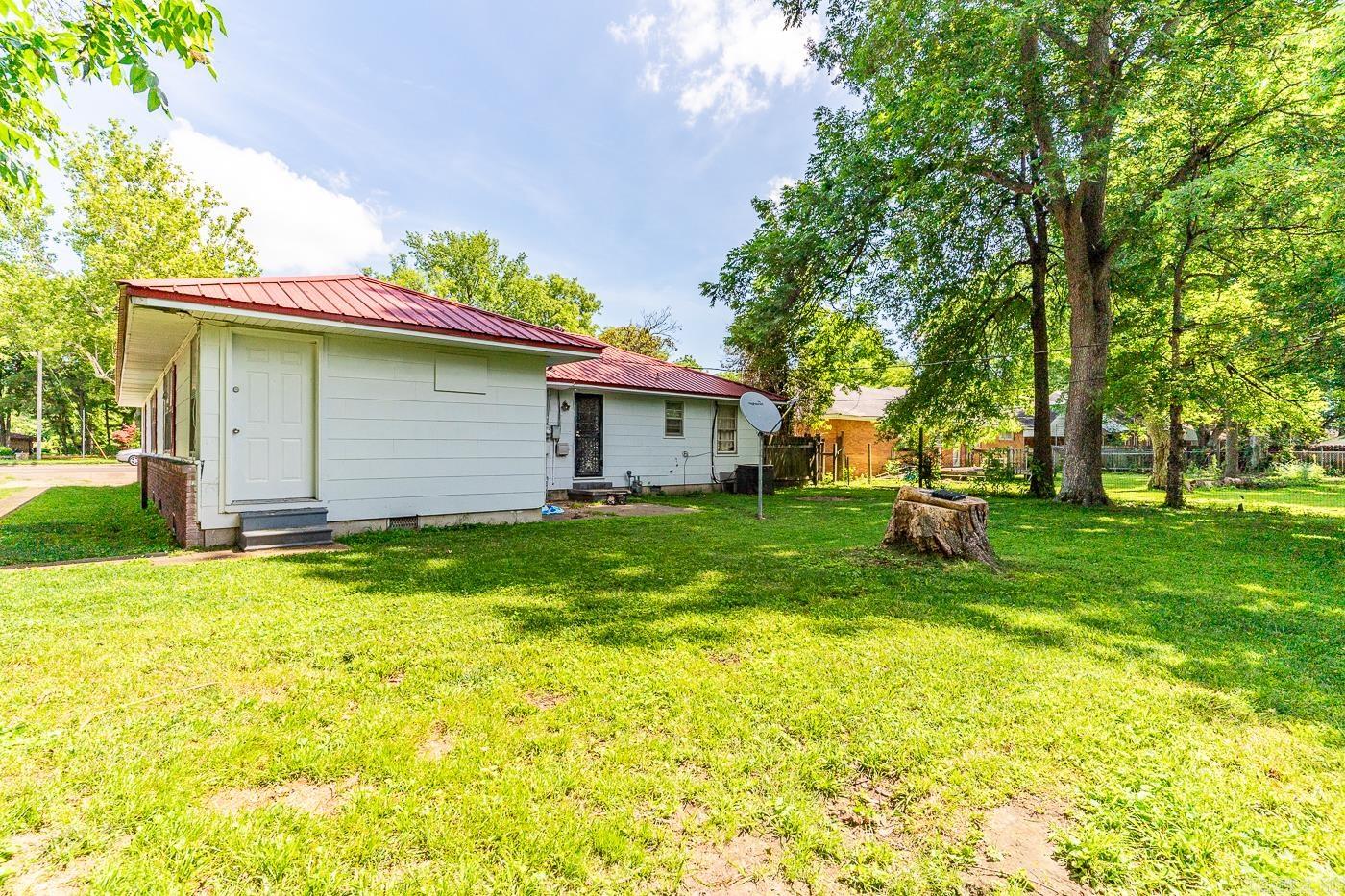 709 E Main  Blytheville, AR