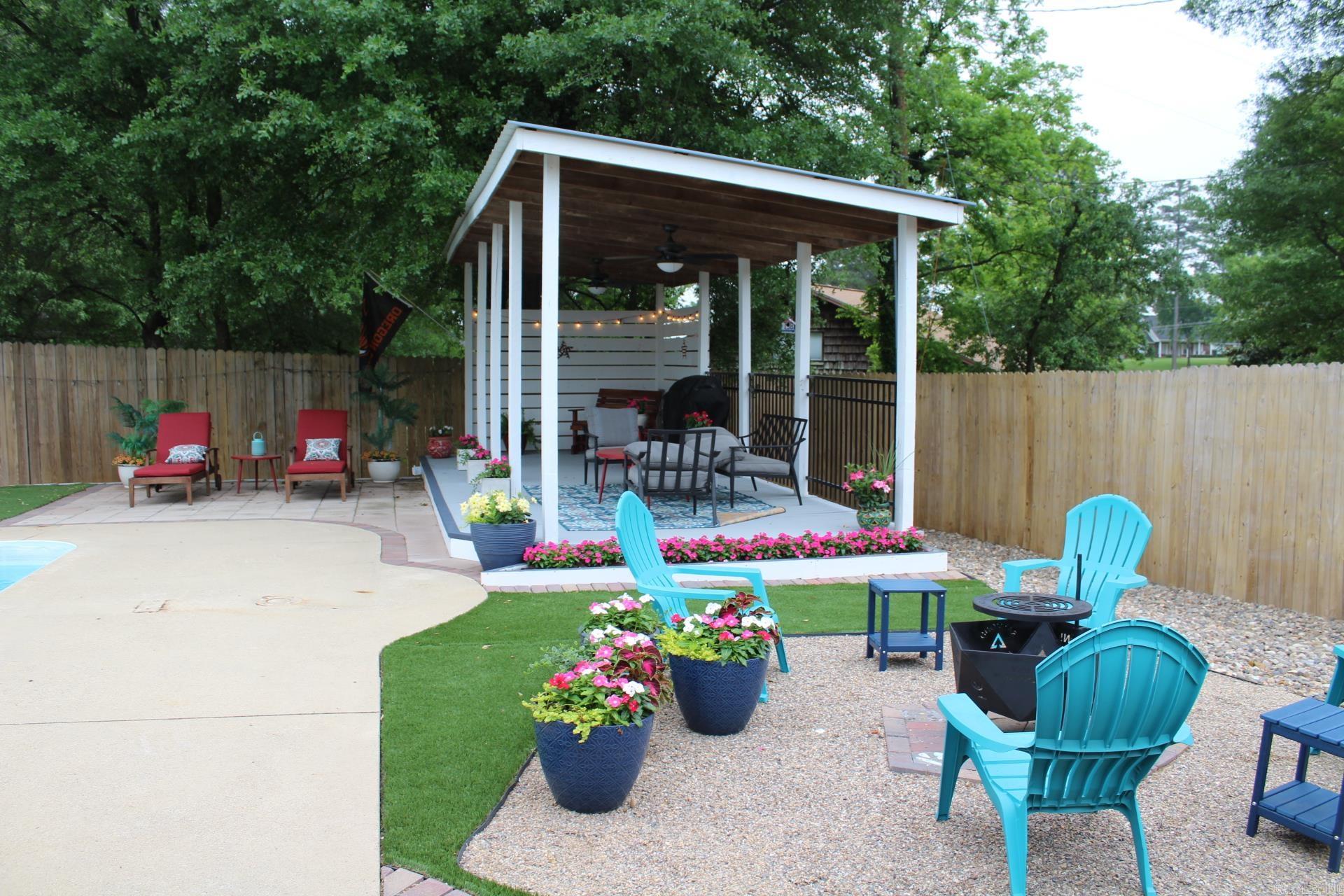 1108 N 14th  Nashville, AR