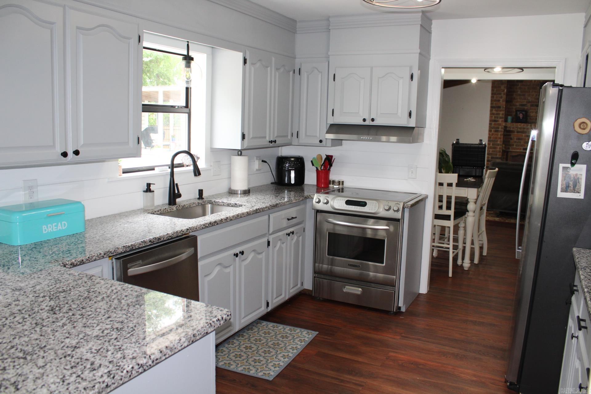 1108 N 14th  Nashville, AR