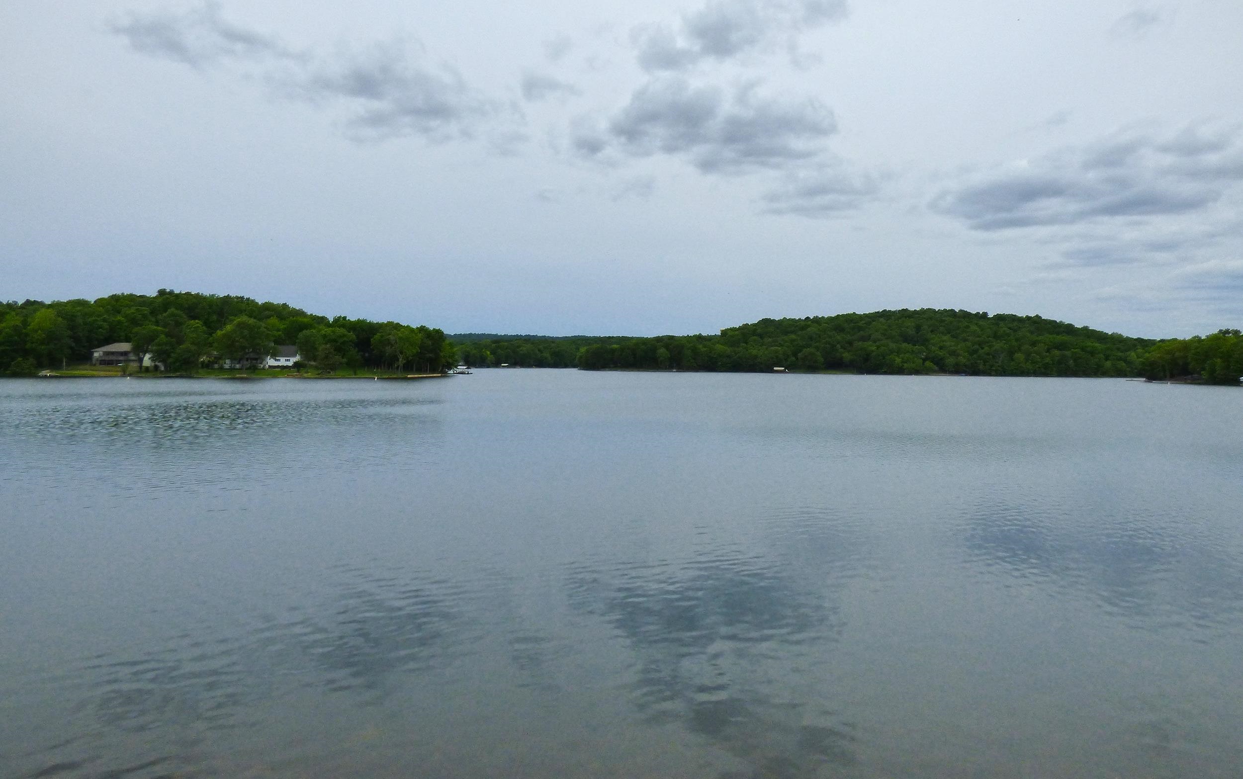   Tonganoxie  Cherokee Village, AR