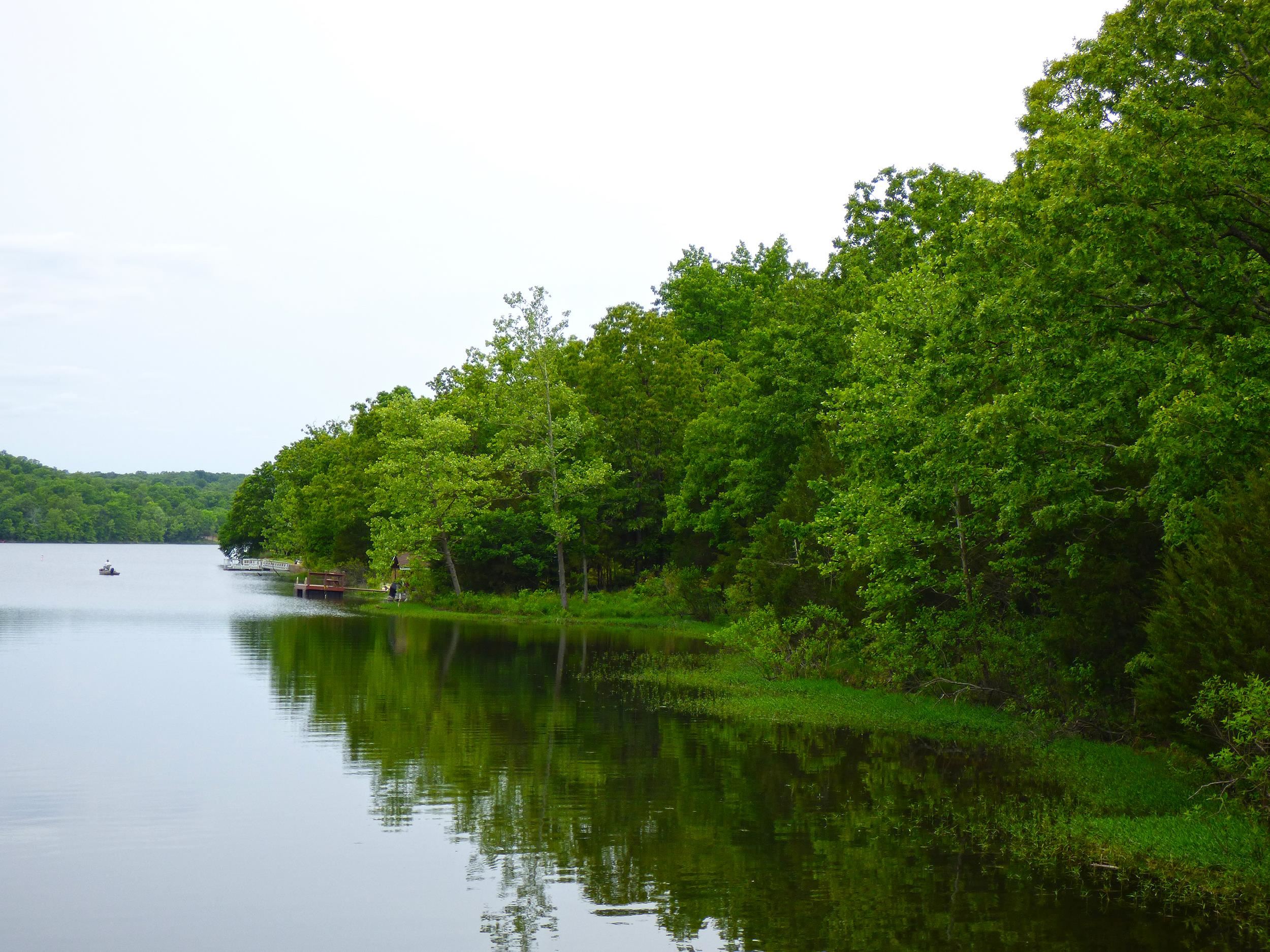   Tonganoxie  Cherokee Village, AR