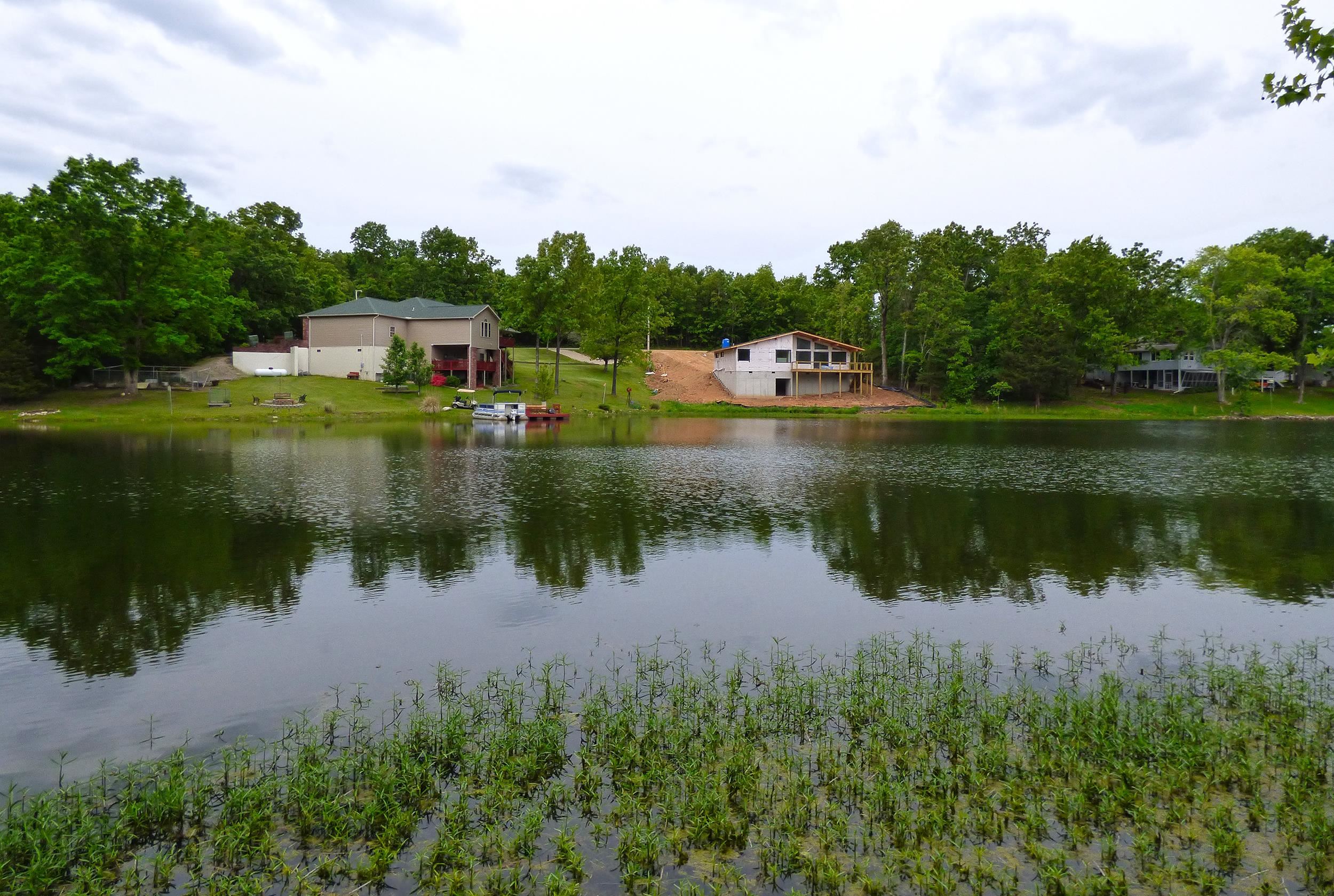   Tonganoxie  Cherokee Village, AR