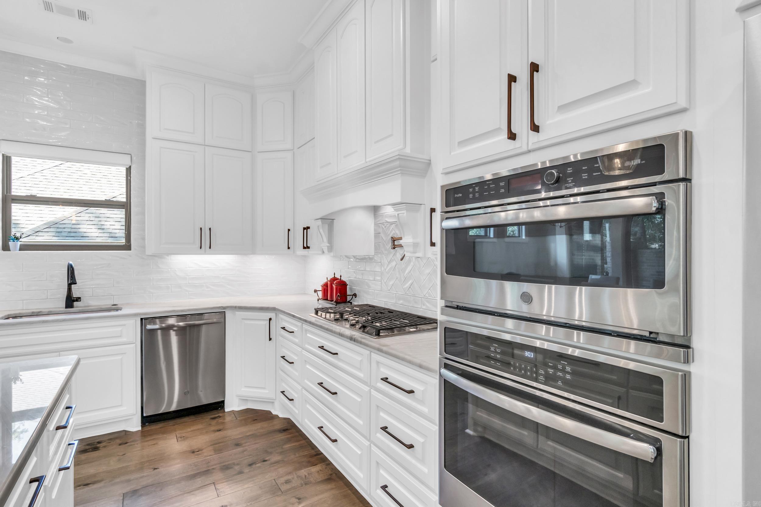 17  Cove Creek  Little Rock, AR