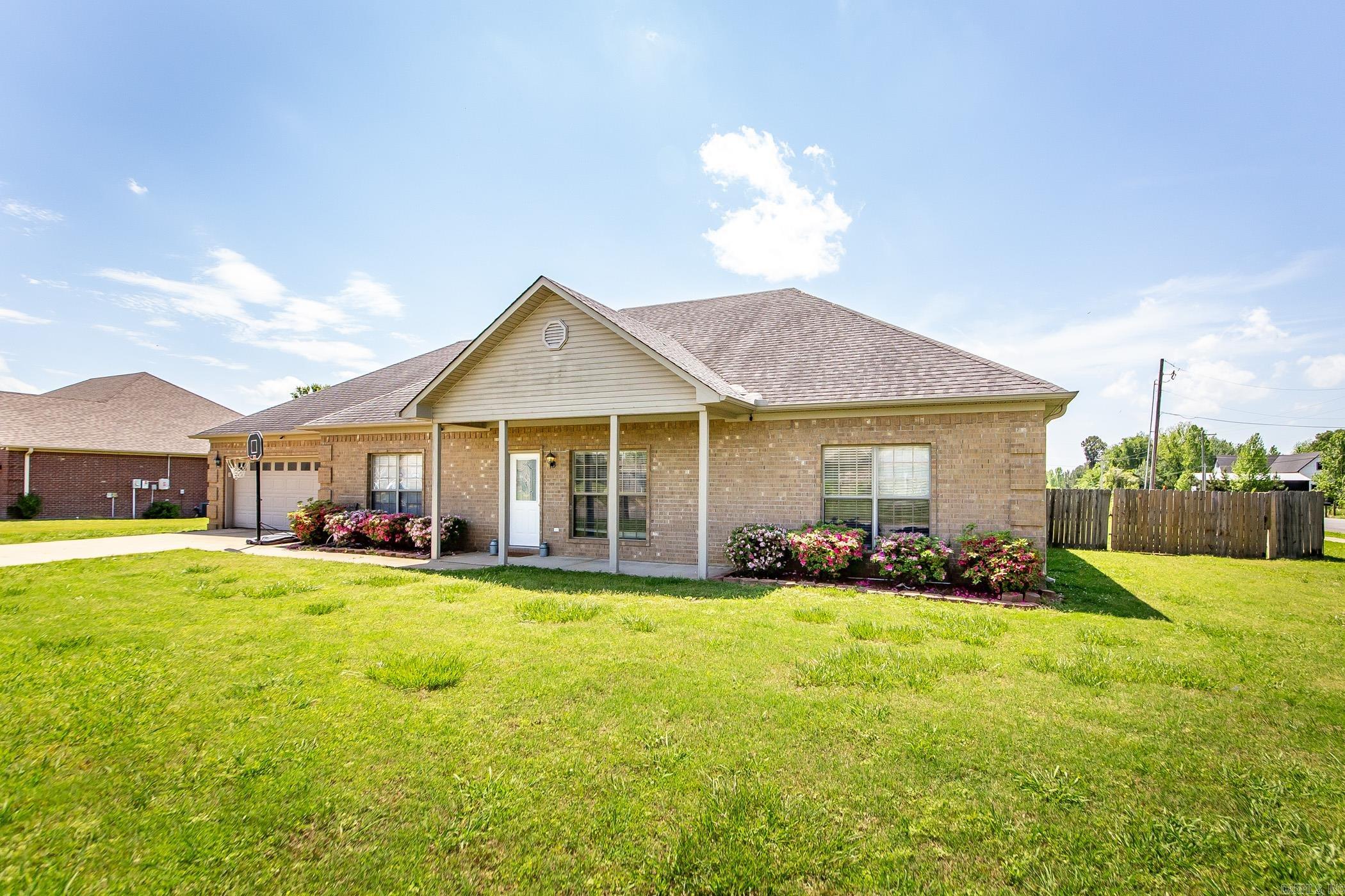 63 Vilsonia Way Vilonia, AR 72173