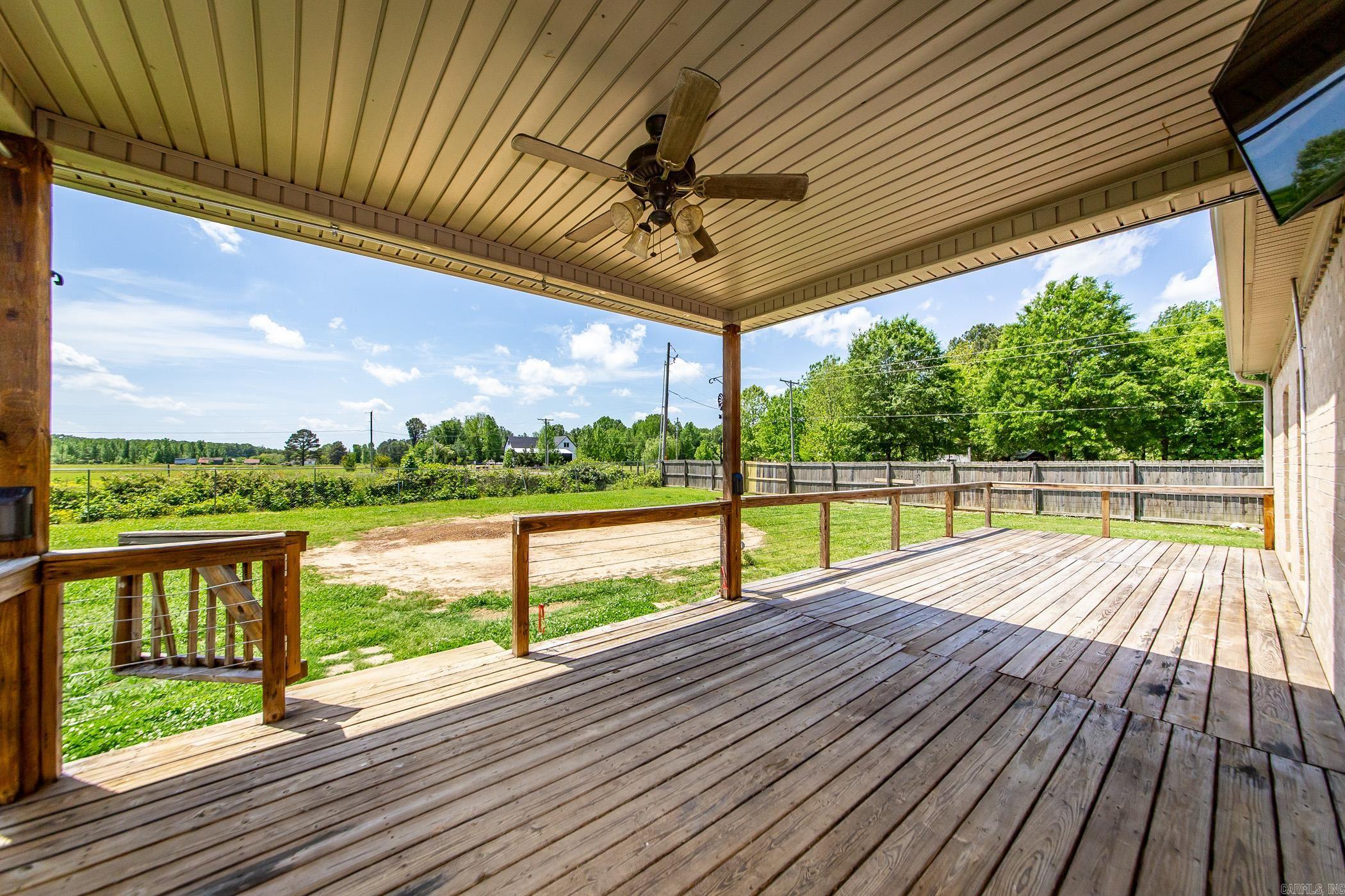 63 Vilsonia Way Vilonia, AR 72173