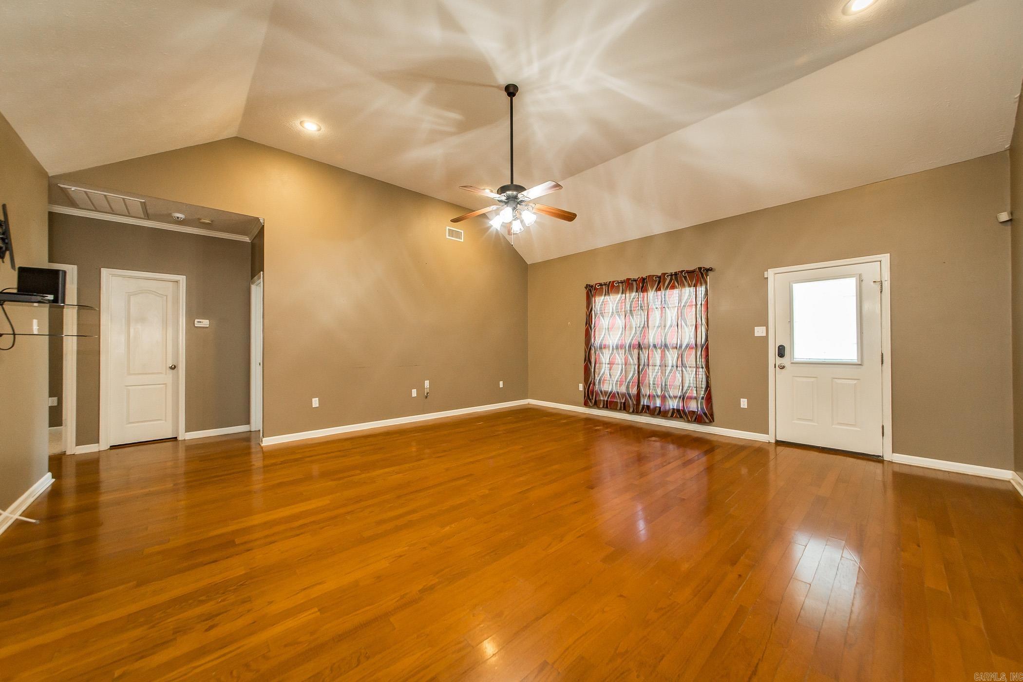 63 Vilsonia Way Vilonia, AR 72173