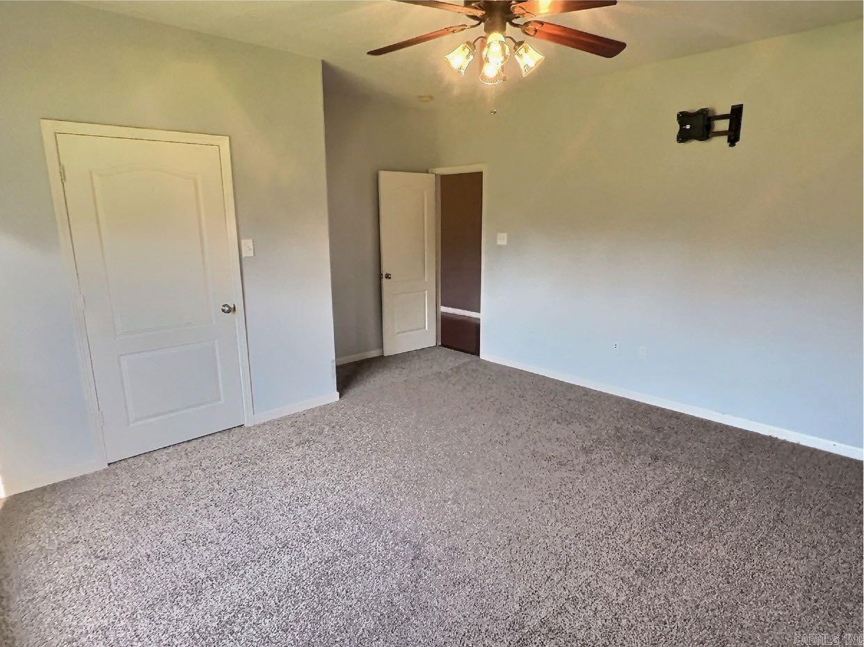 63 Vilsonia Way Vilonia, AR 72173