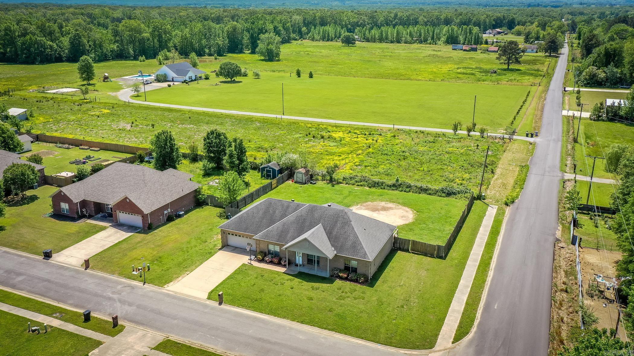 63 Vilsonia Way Vilonia, AR 72173
