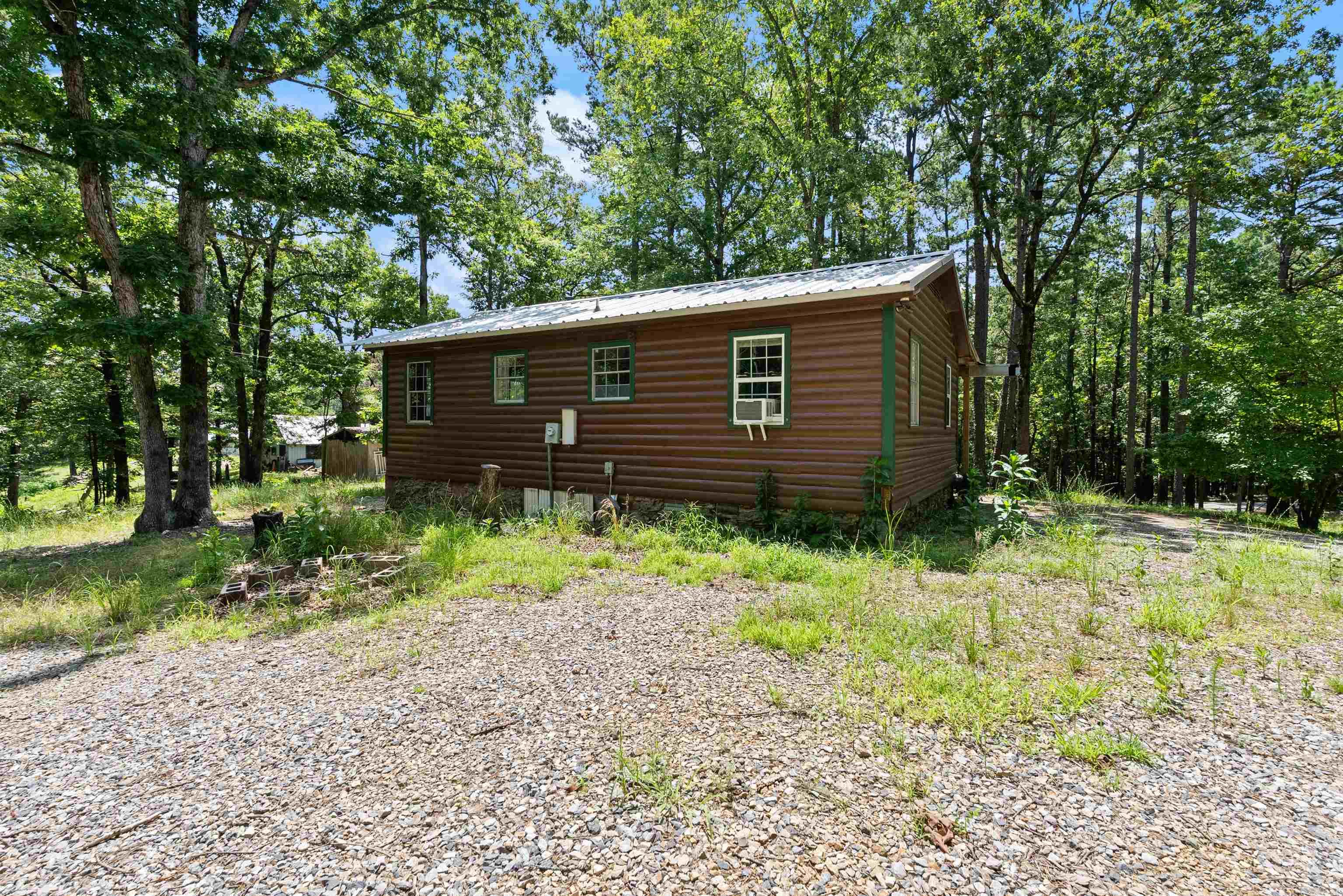 1516 E Lawson  Little Rock, AR