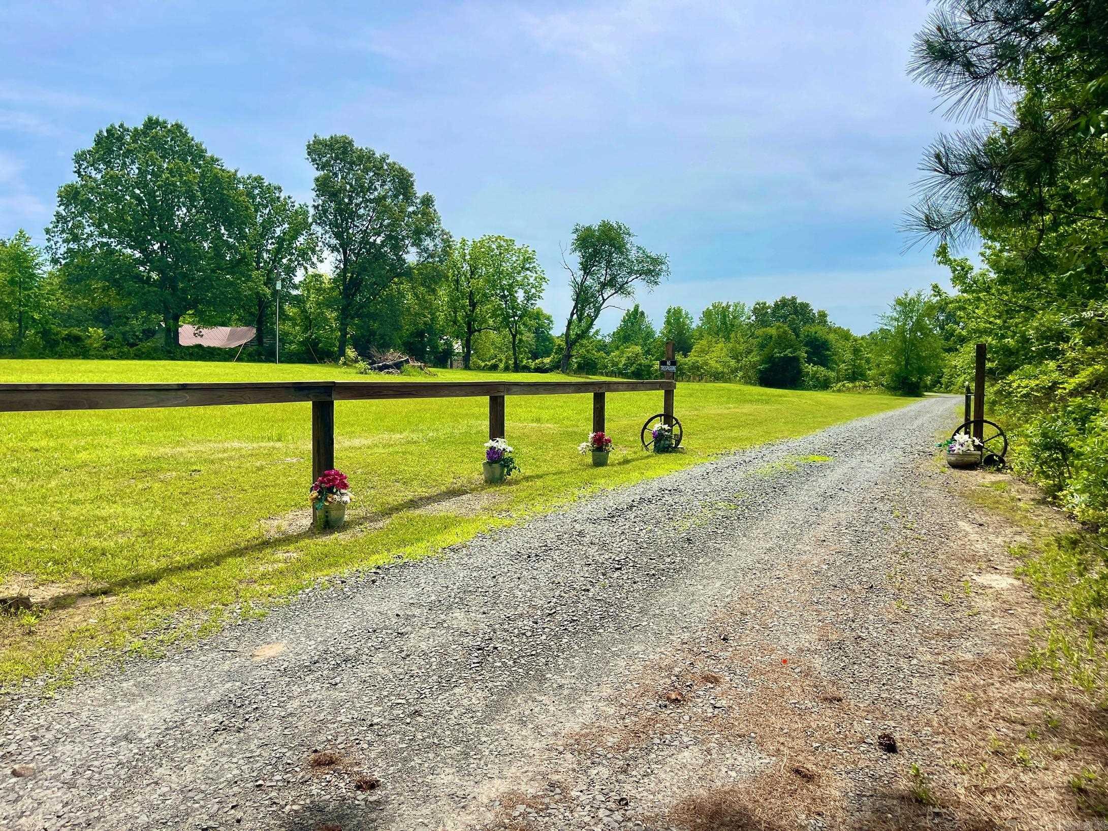 125  Stark Rd.  Greers Ferry, AR
