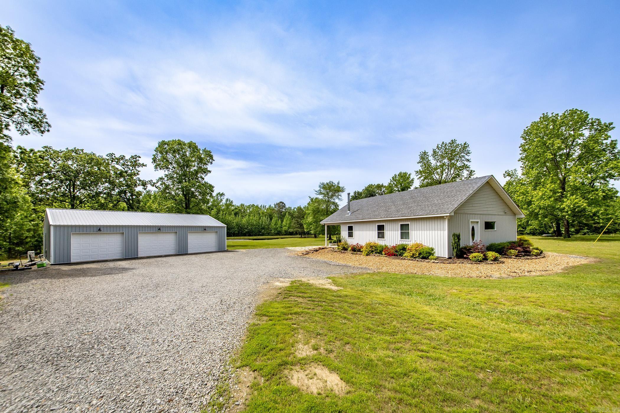 125  Stark Rd.  Greers Ferry, AR