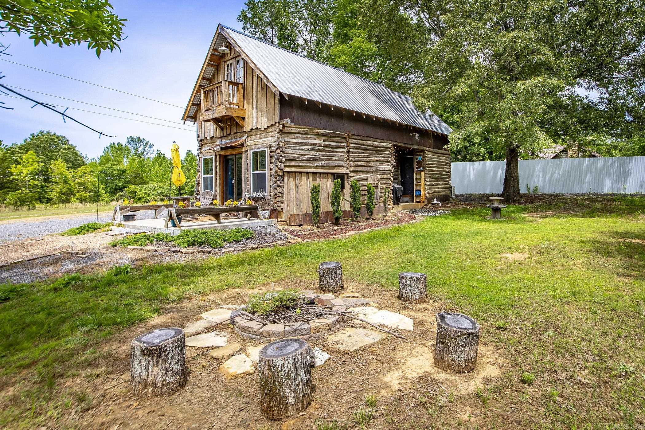 125  Stark Rd.  Greers Ferry, AR