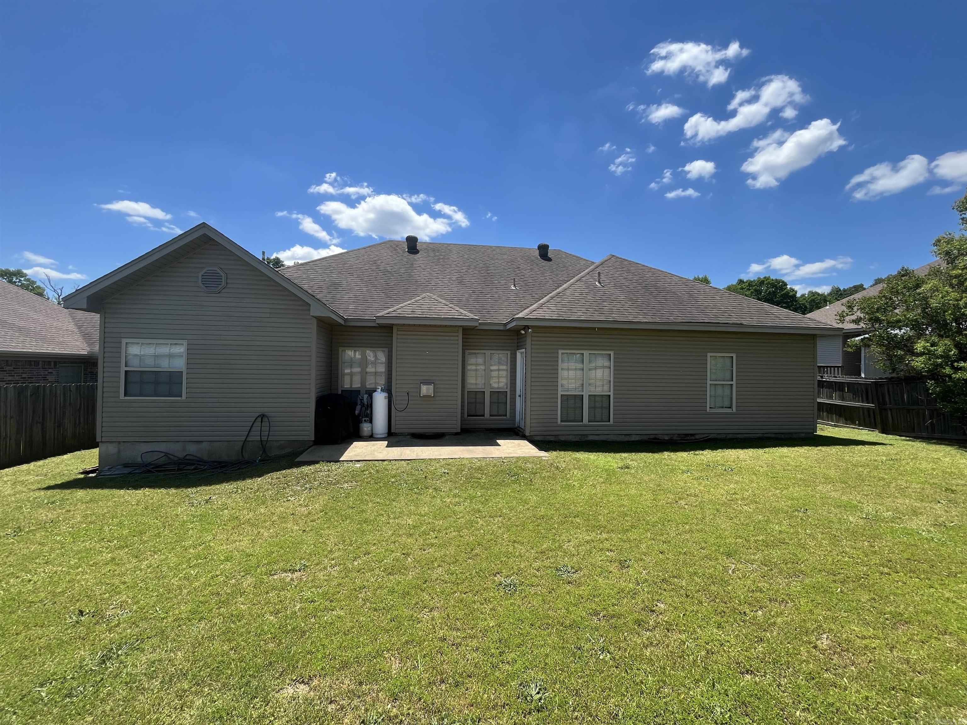 16918  Northfork Dr.  Alexander, AR