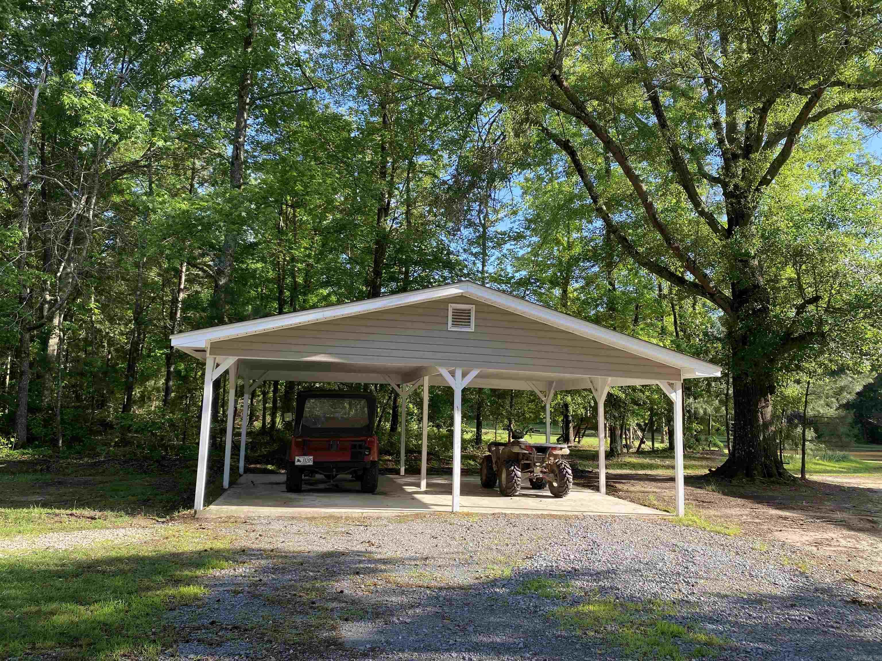 307  Clark  White Hall, AR