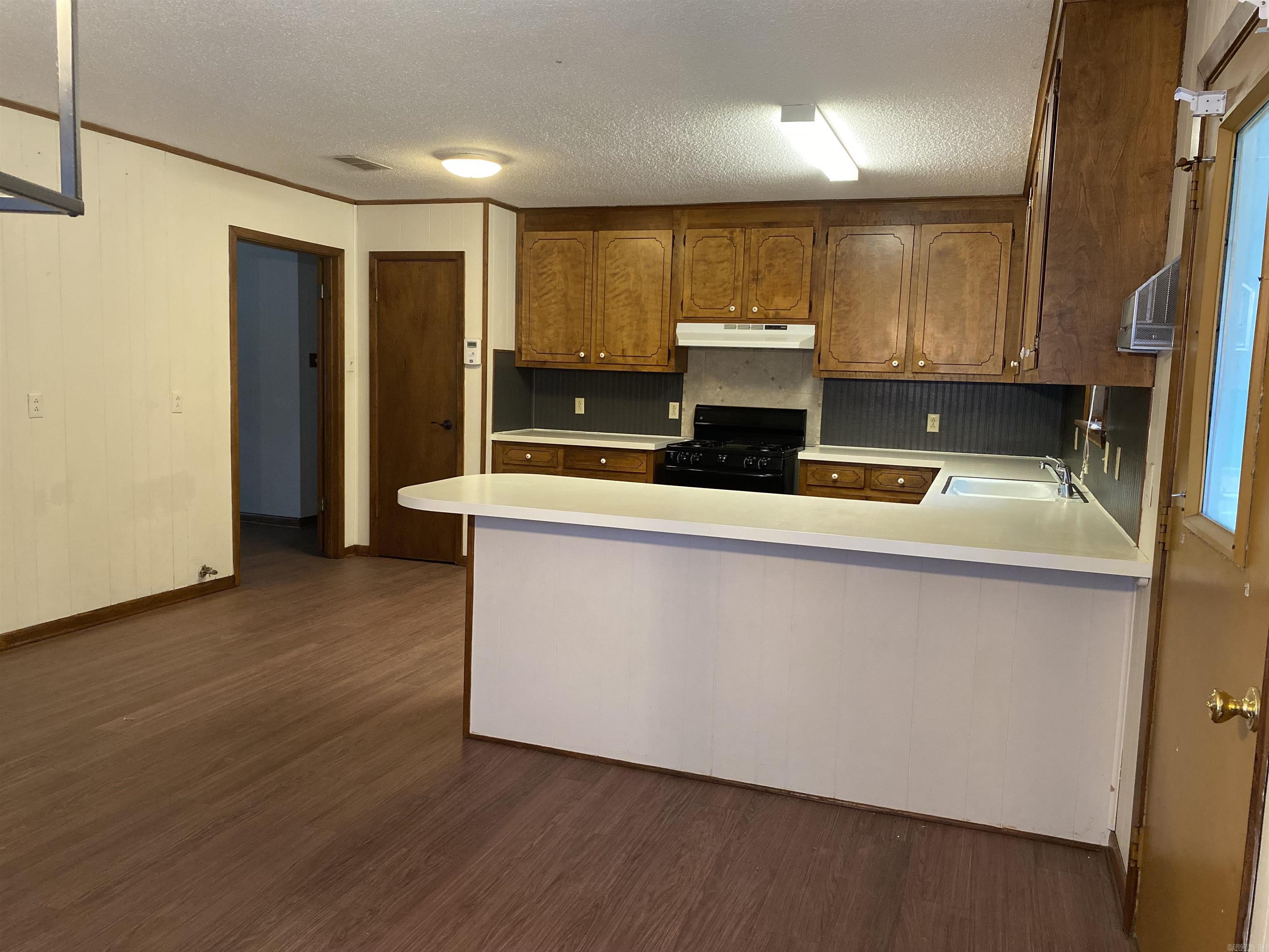 307  Clark  White Hall, AR