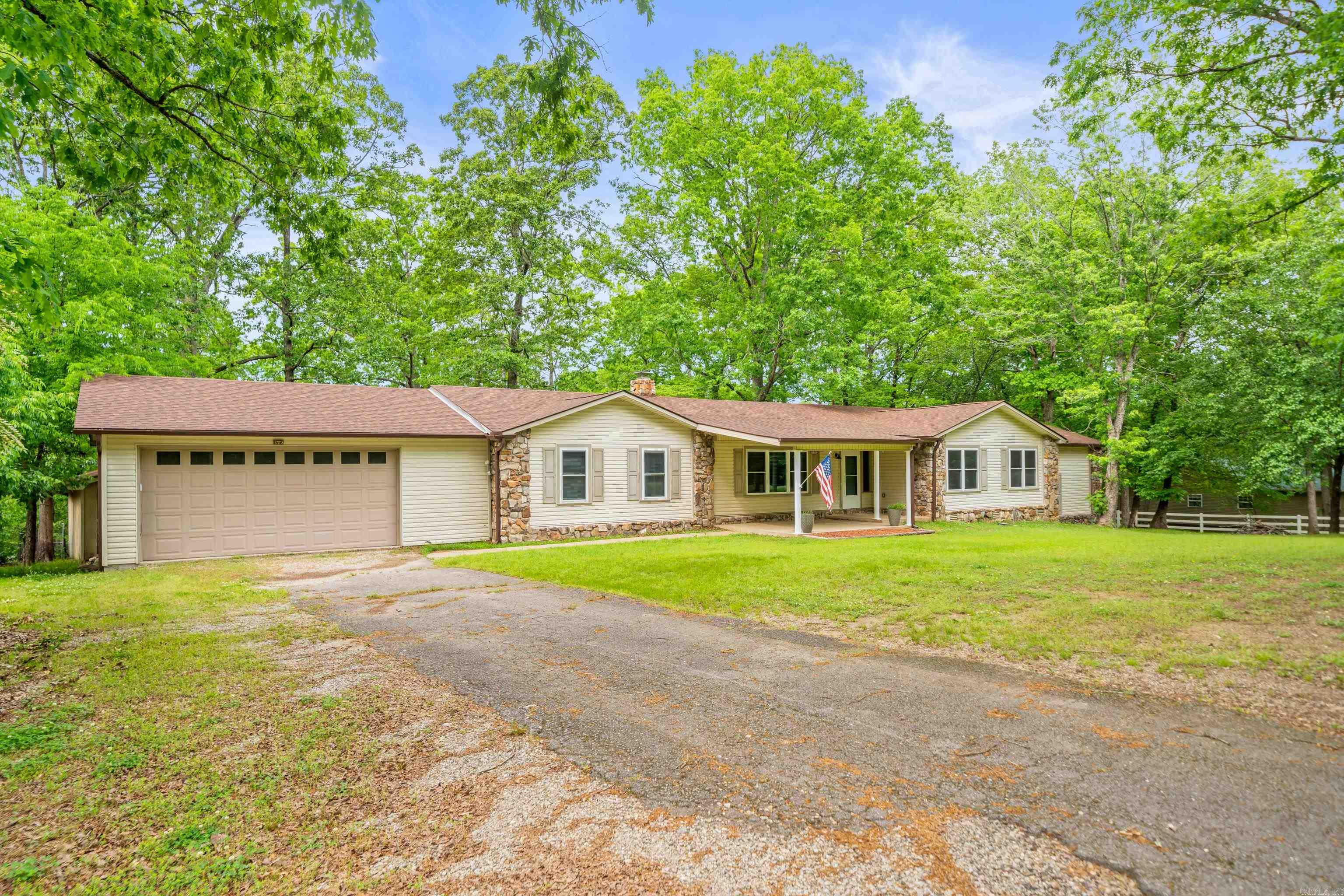 202  Starfield  Hot Springs, AR