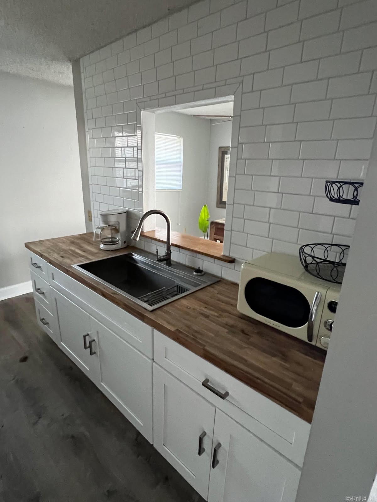 3109  Riverside  White Hall, AR