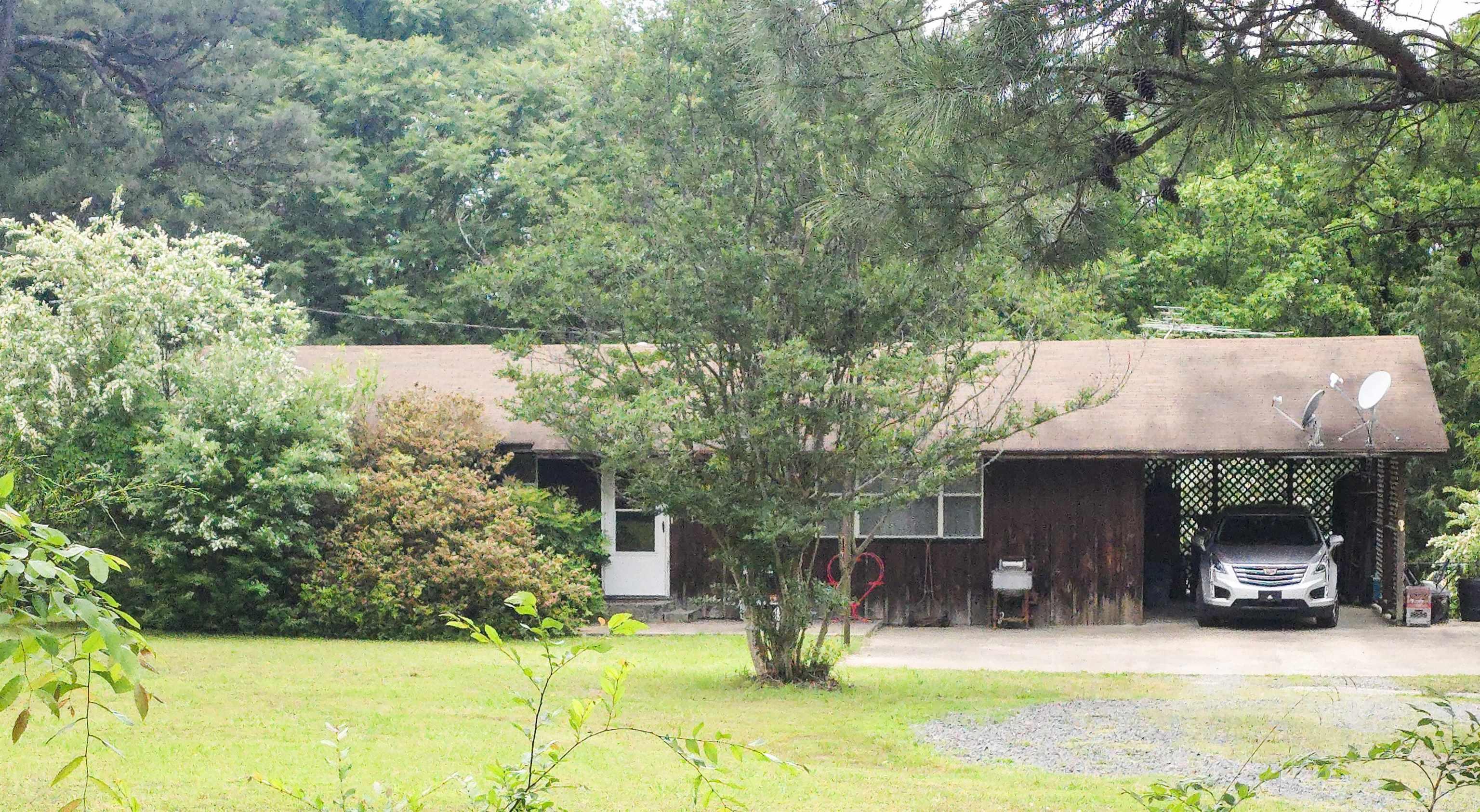 163  Junior  Clinton, AR