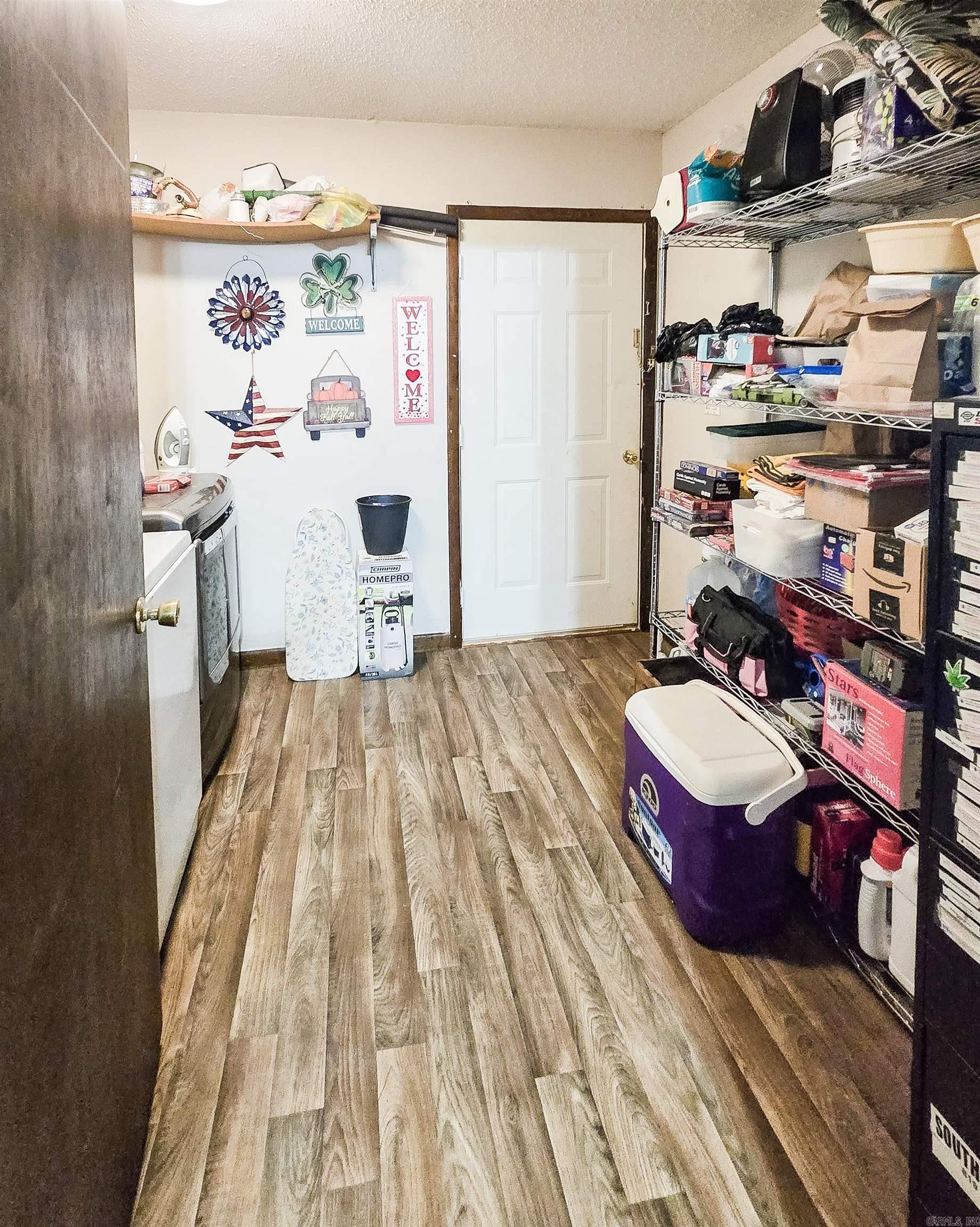 163  Junior  Clinton, AR