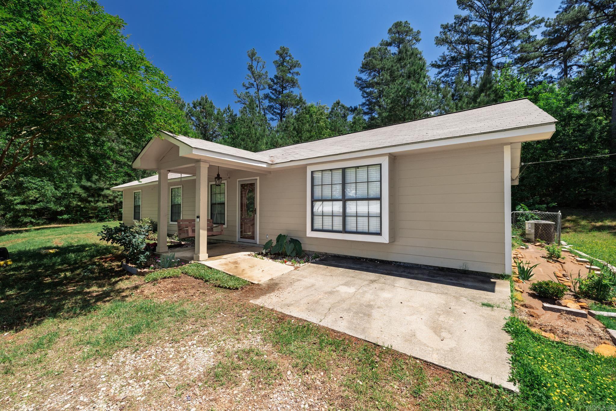 1561  CR-5  Hope, AR