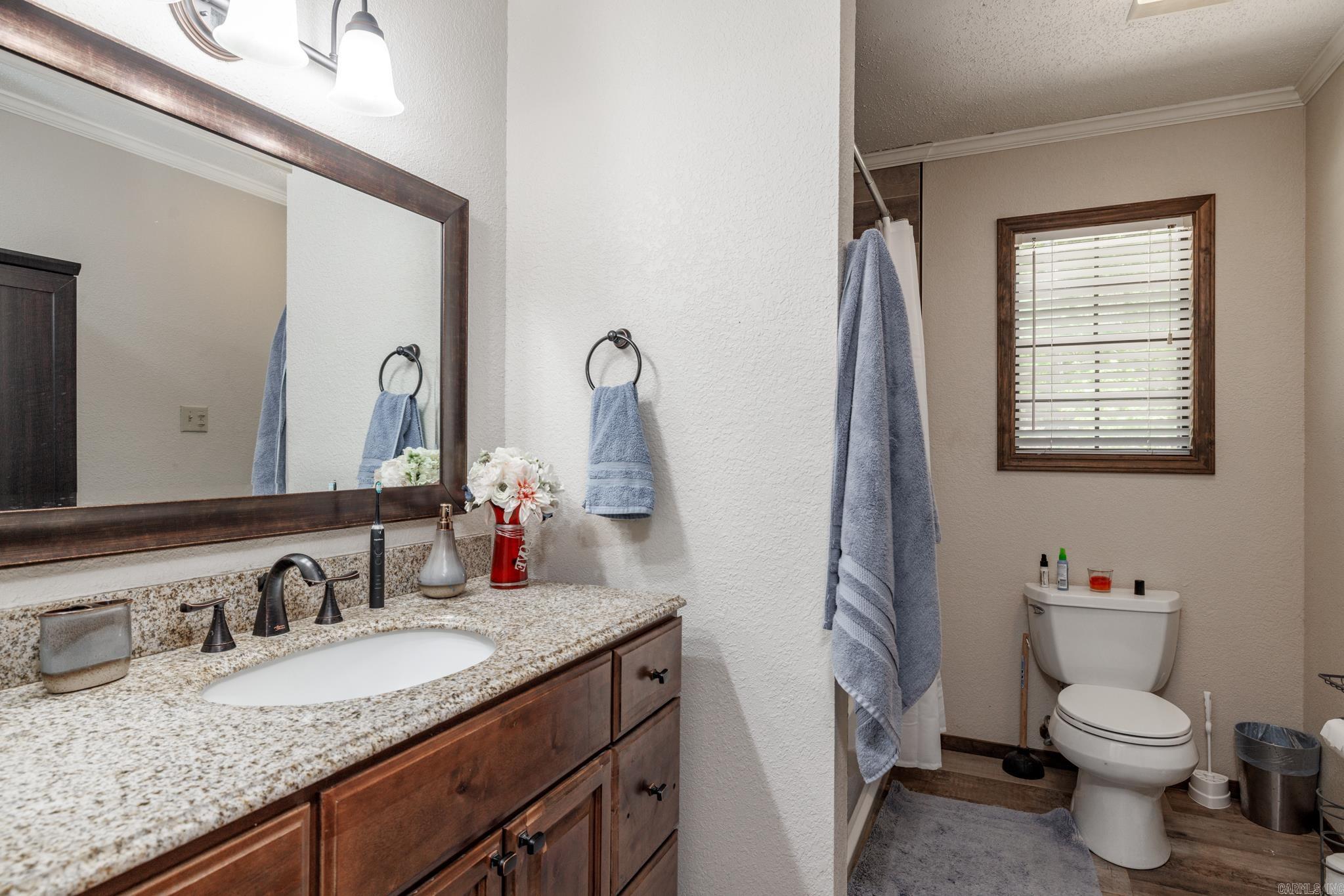 1561  CR-5  Hope, AR
