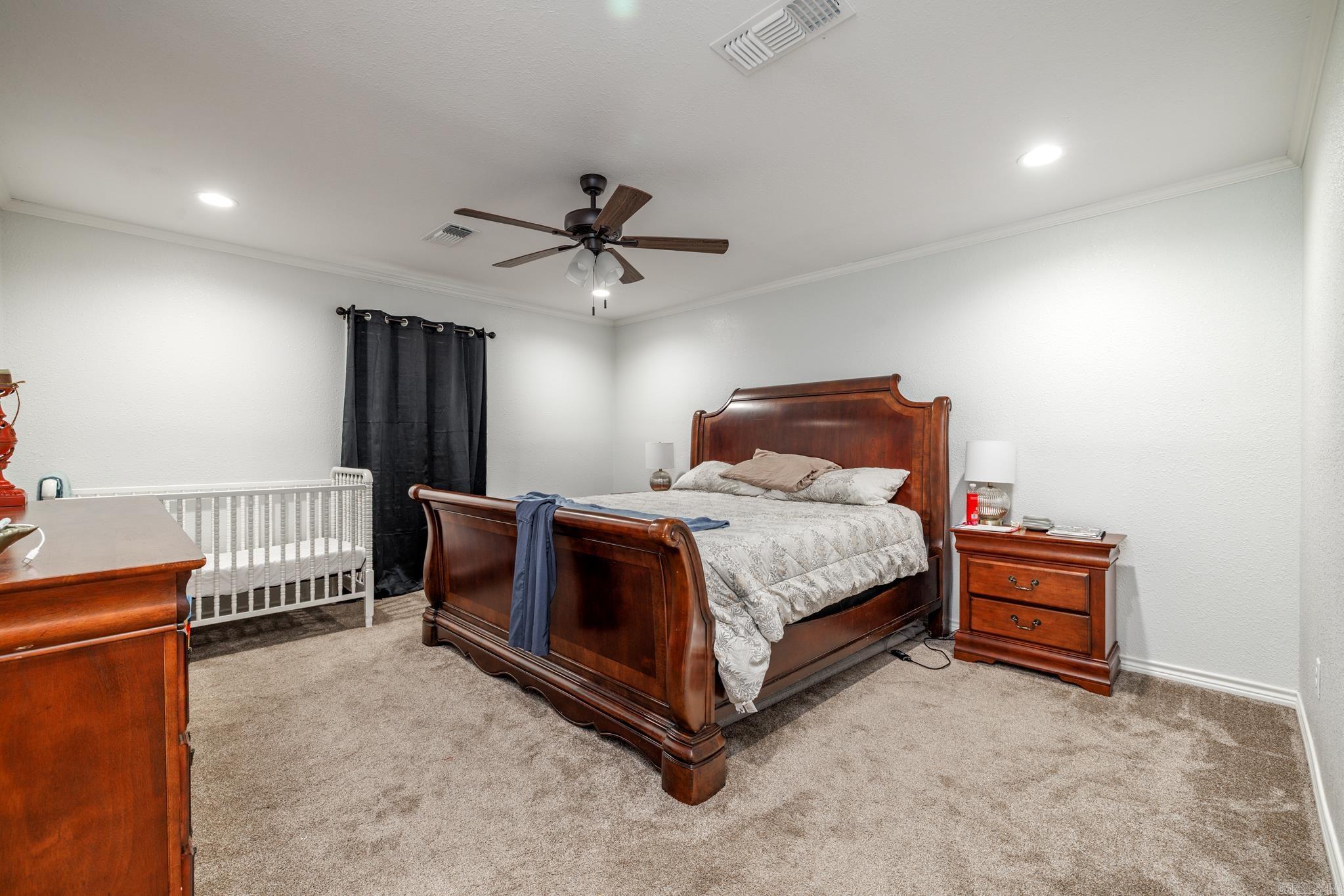1561  CR-5  Hope, AR
