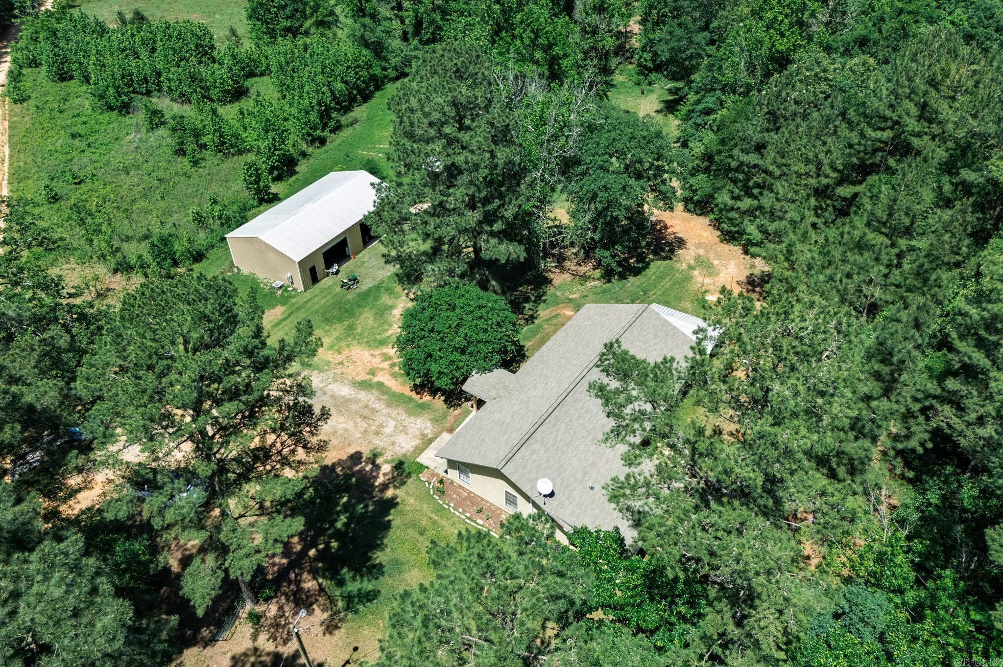 1561  CR-5  Hope, AR