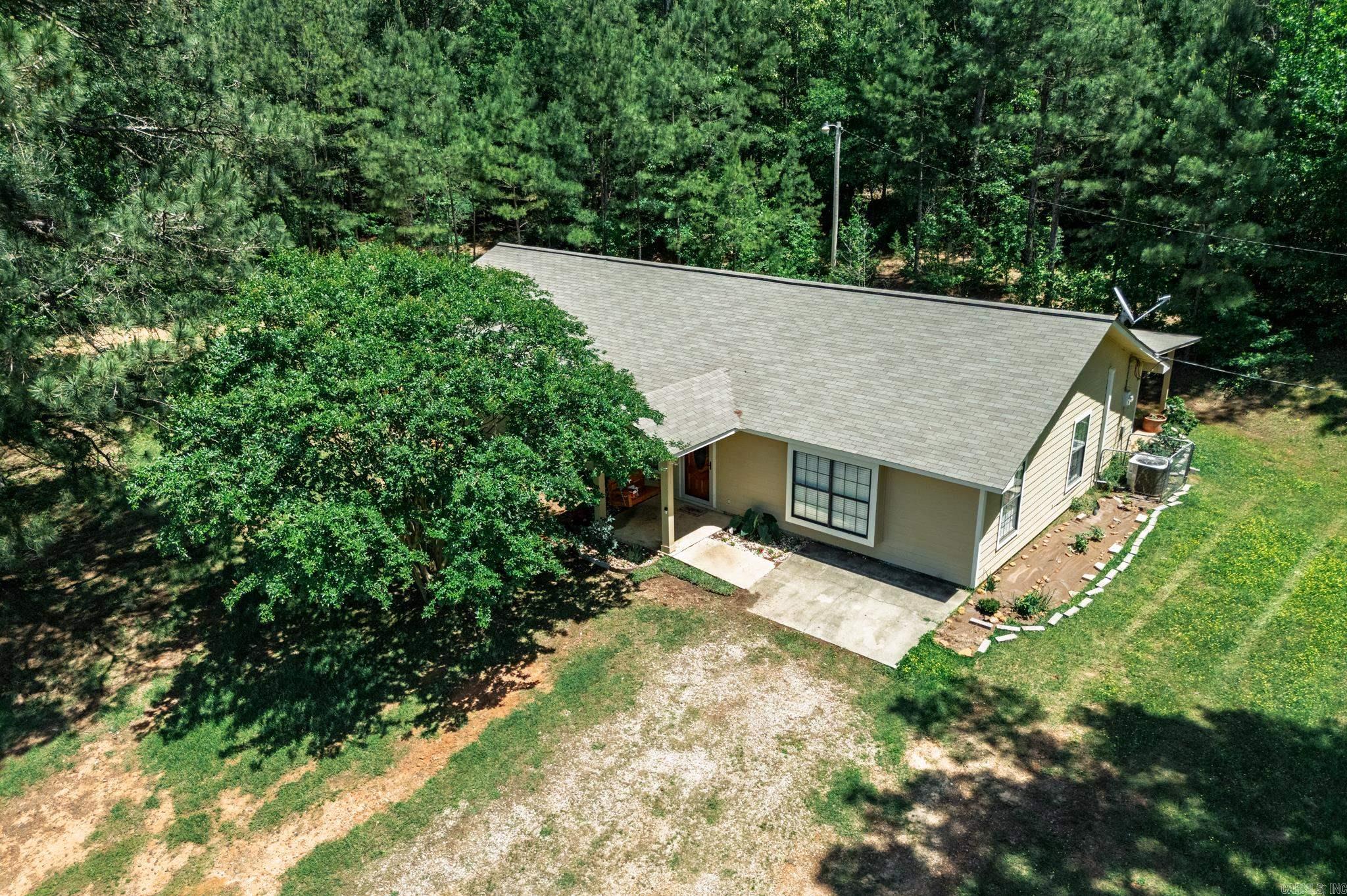1561  CR-5  Hope, AR