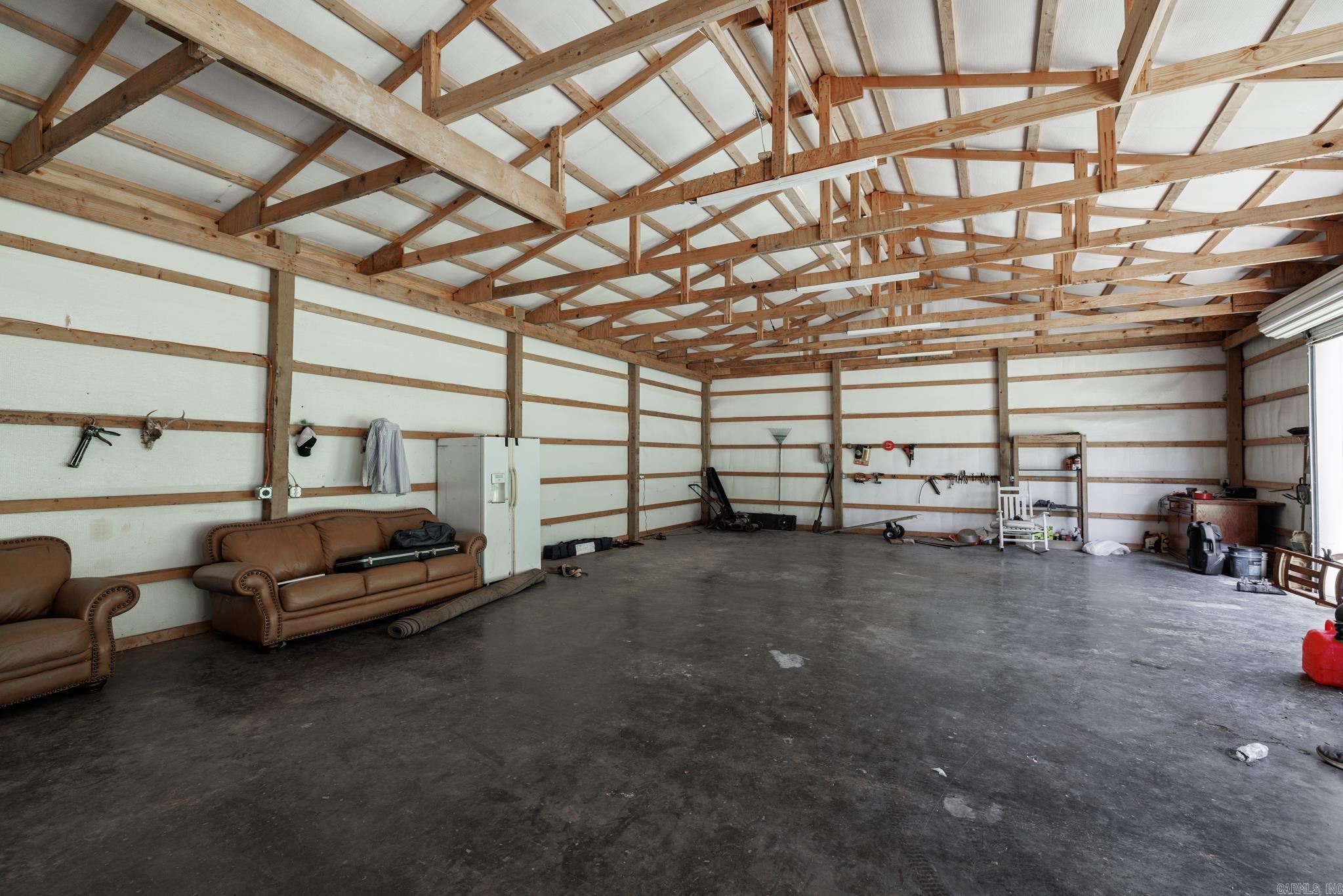 1561  CR-5  Hope, AR