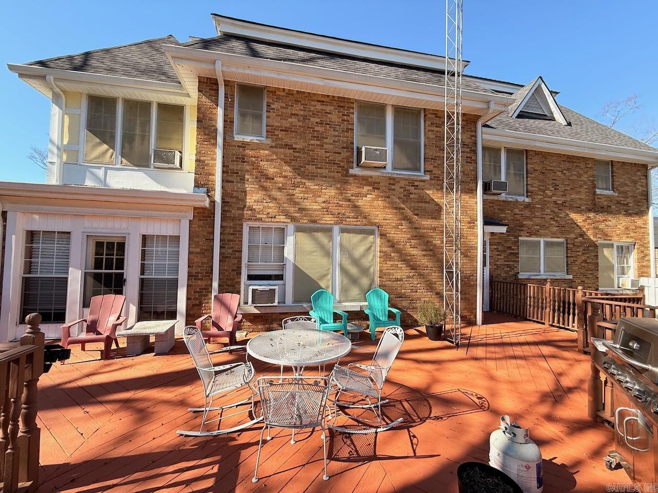 714 N Main  Monticello, AR