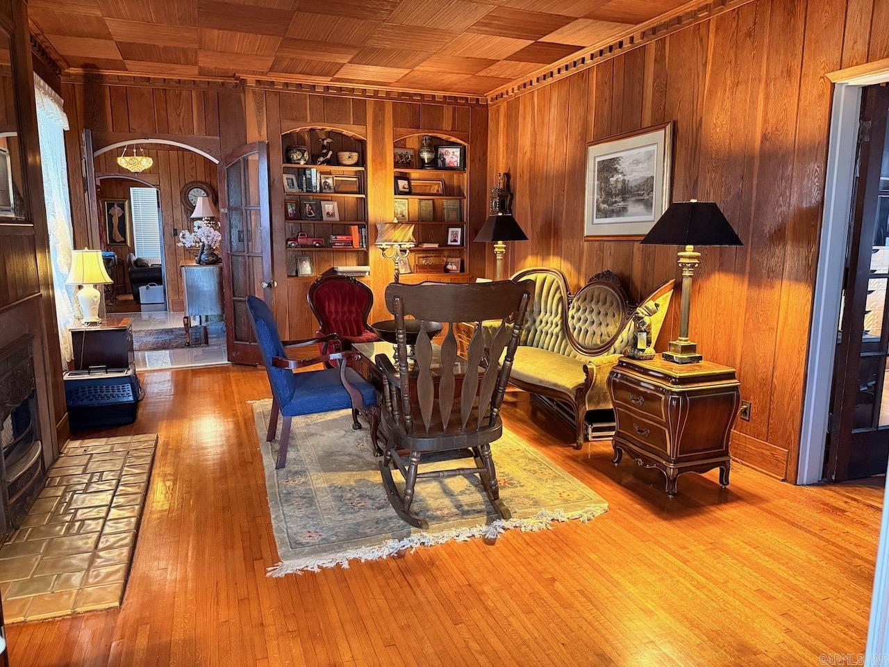 714 N Main  Monticello, AR
