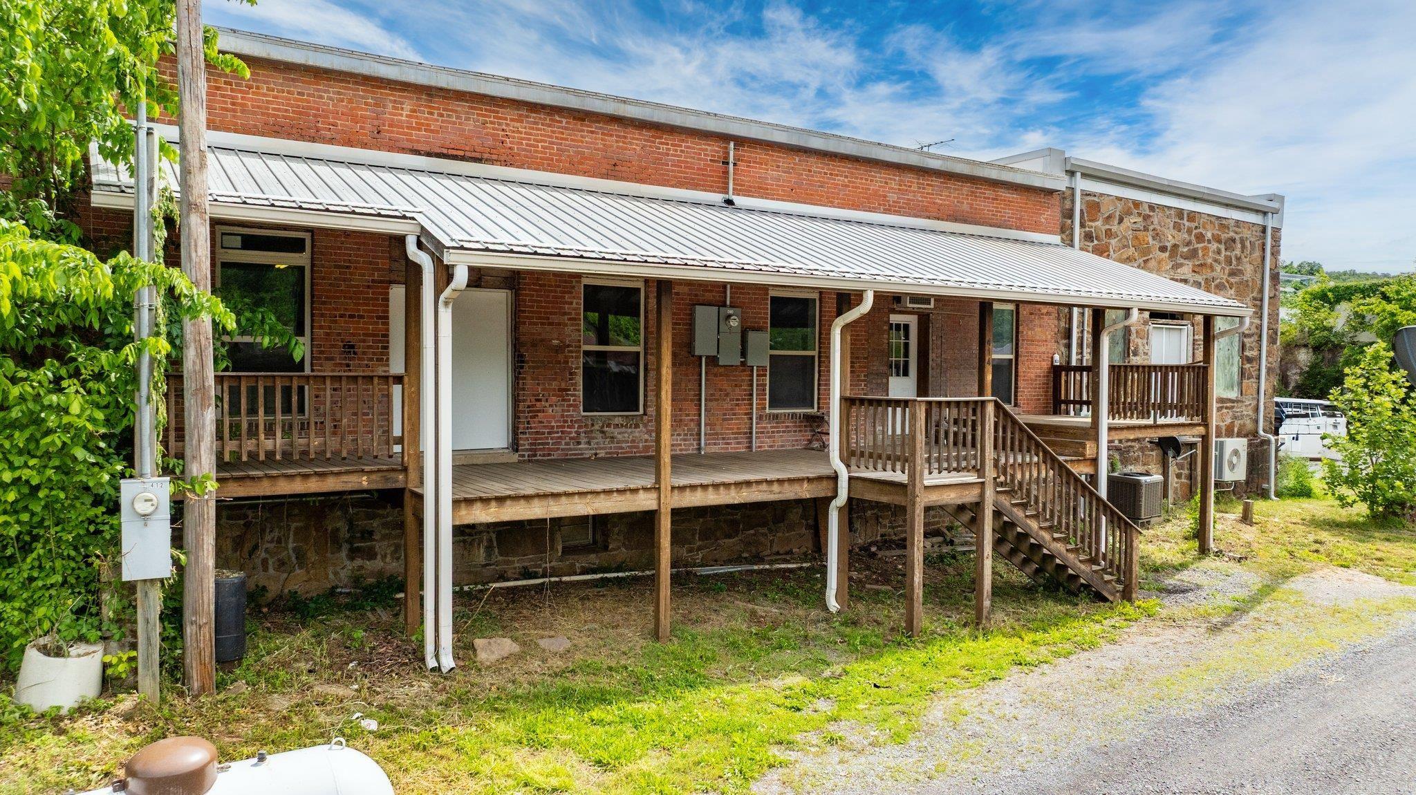 414  Main Street  Leslie, AR