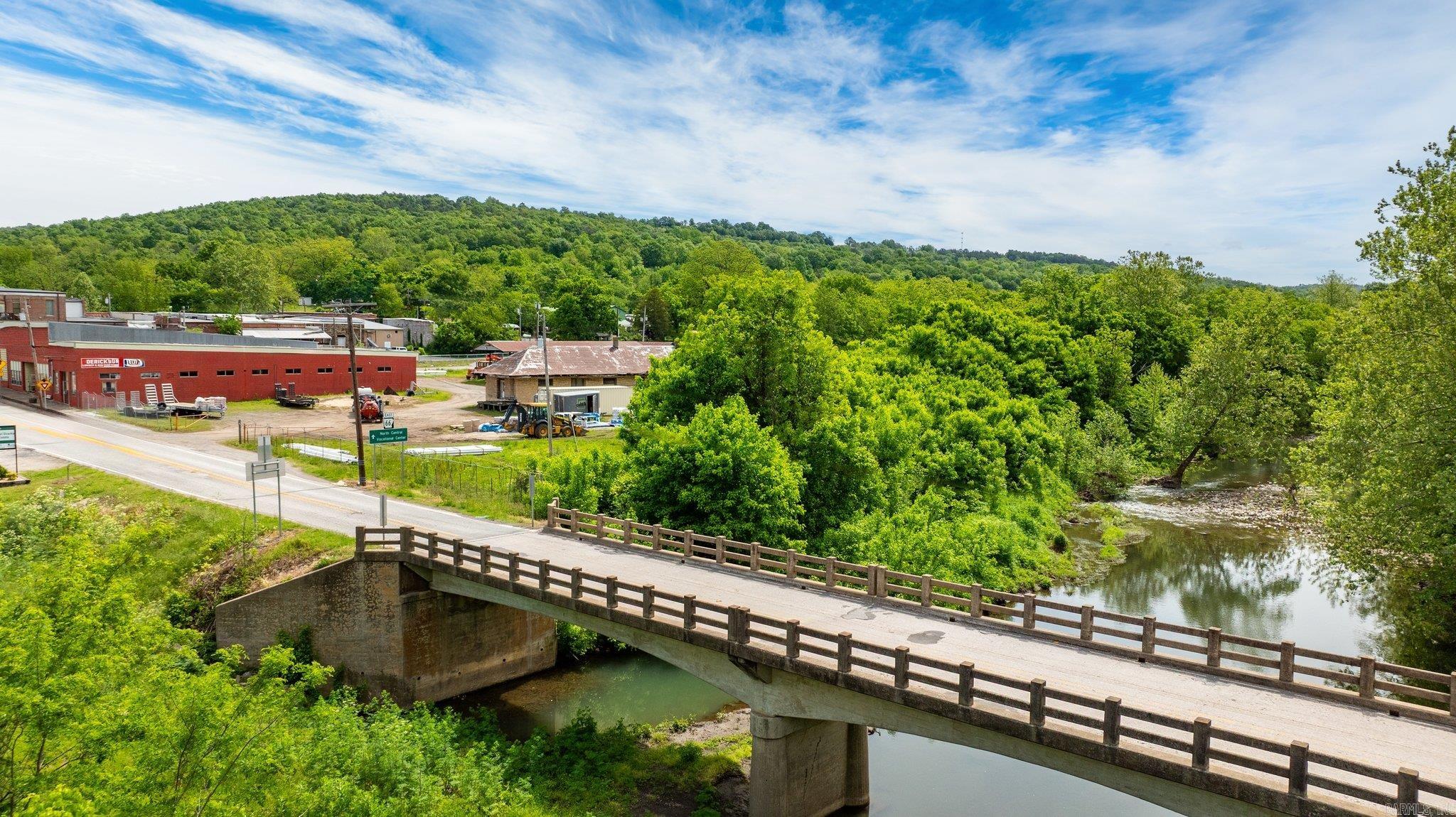 414  Main Street  Leslie, AR