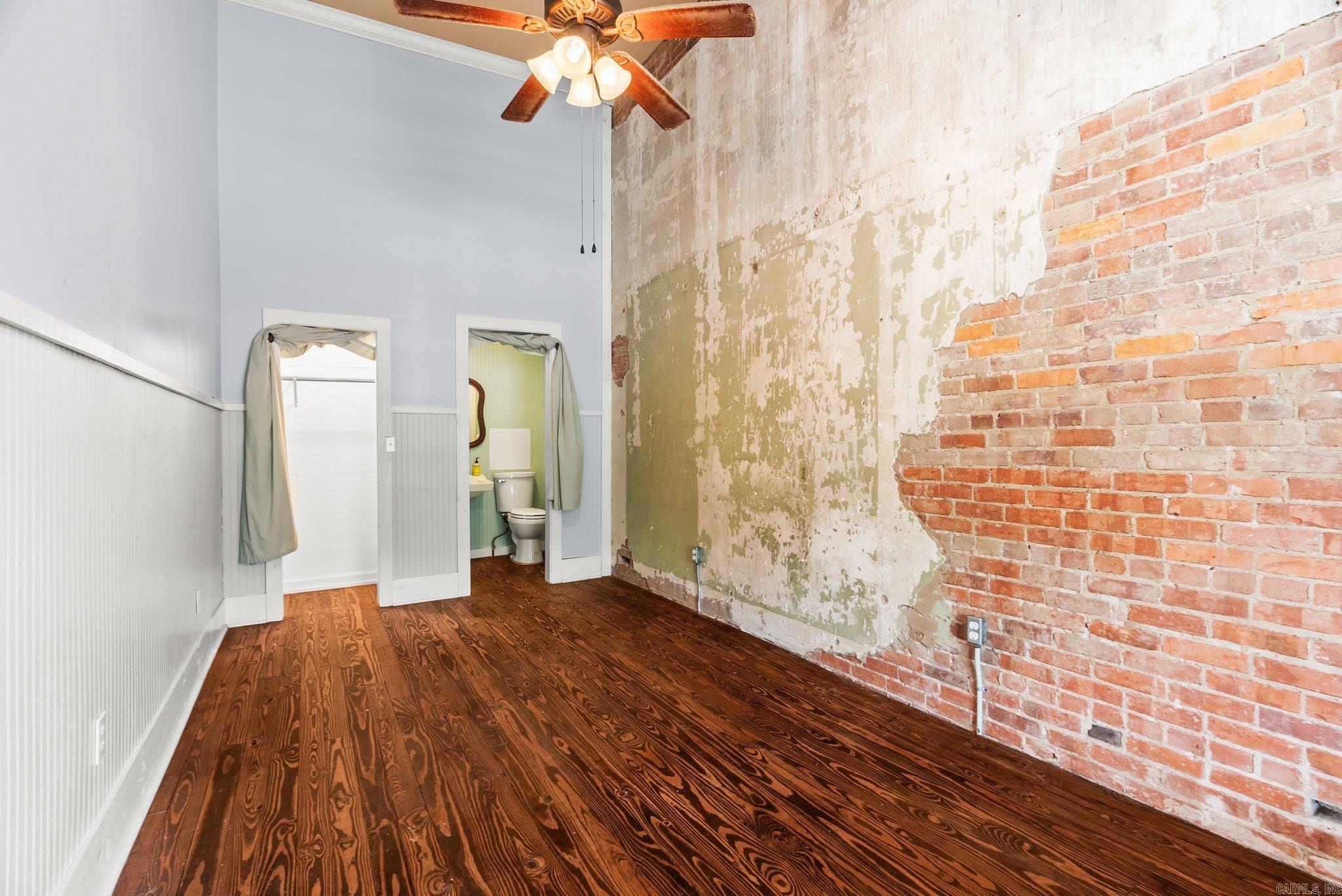 414  Main Street  Leslie, AR